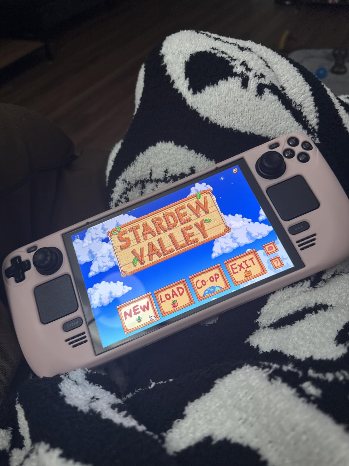 Steam Deck OLED 512GB Handheld Gaming Console customer photo 2