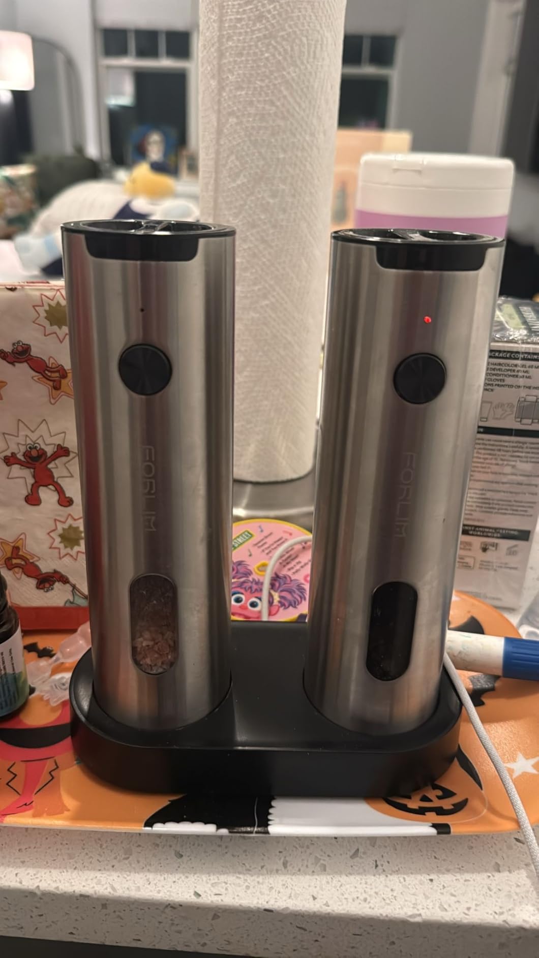 FORLIM Mini Electric Salt and Pepper Grinder Set with Wood Base, USB Rechargeable, Small Automatic Salt Pepper Mill Grinder, Travel/Outdoor BBQ/Children, One-Button Control (2 Packs, Stainless Steel) customer photo 2
