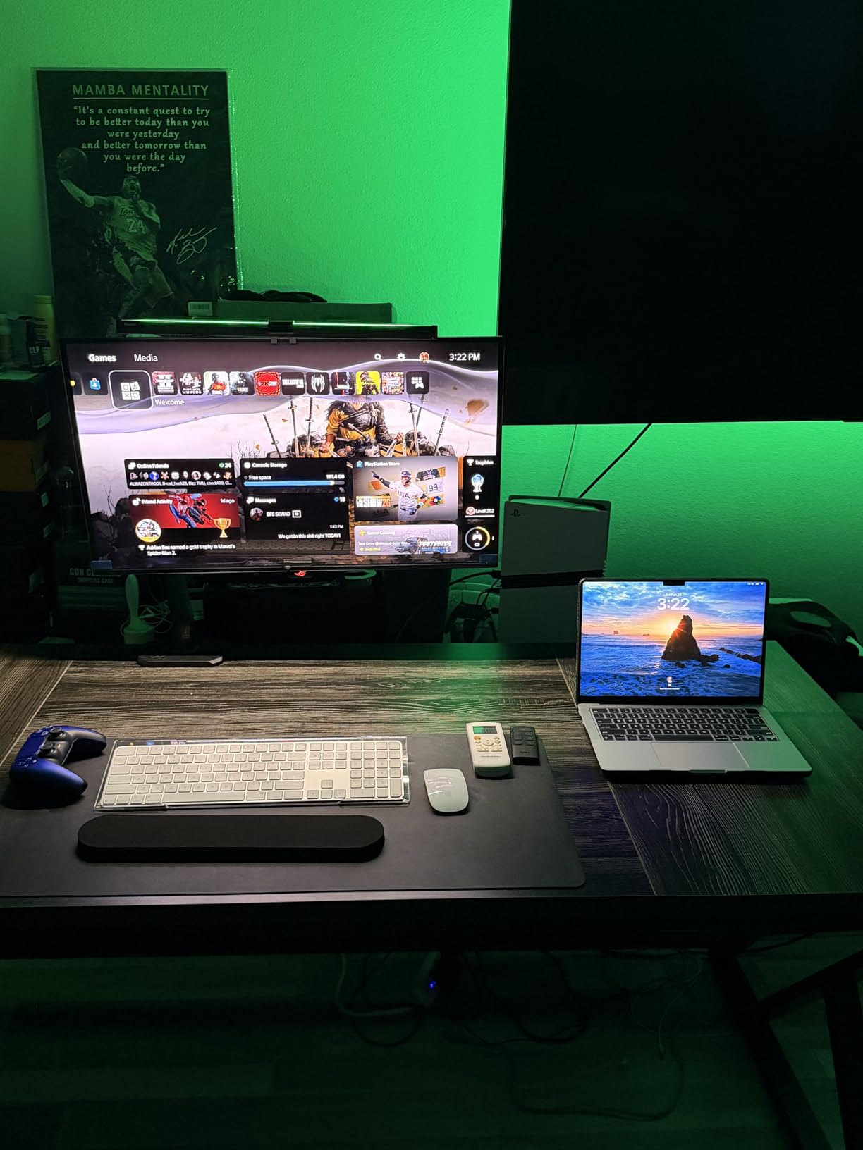ASUS ROG Ergo Monitor Arm (AAS01) - Monitor Mount with Cable Management, Ergonomic, Pivot, Swivel, Height Fully Adjustable, Clean Desk Setup, up to 39 inches*,23lbs*, VESA 100x100, Mechanical Spring customer photo 2