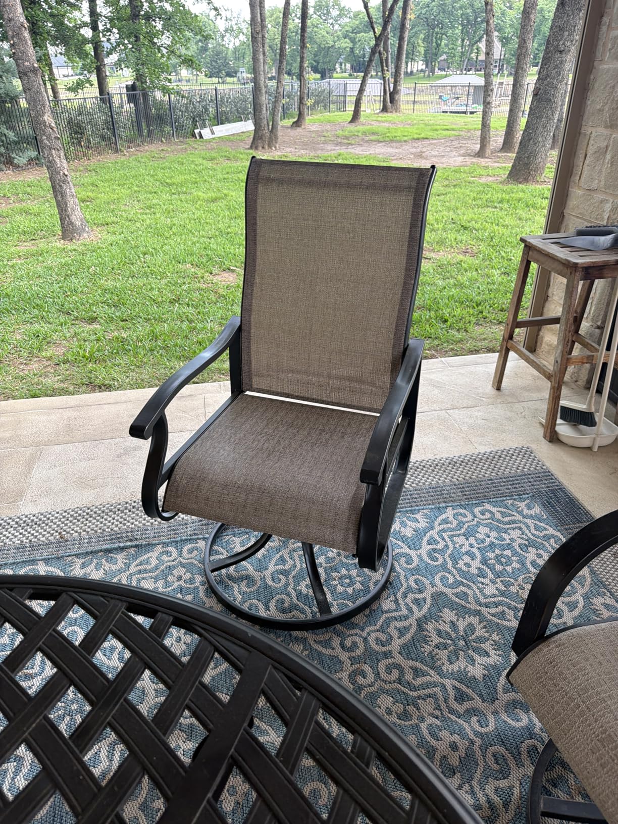 Amopatio Patio Swivel Chairs Set of 2, Outdoor Swivel Rocker Dining Chairs with All Weather Textilene High Back & Metal Frame, for Backyard Deck Lawn Garden, Brown customer photo 2