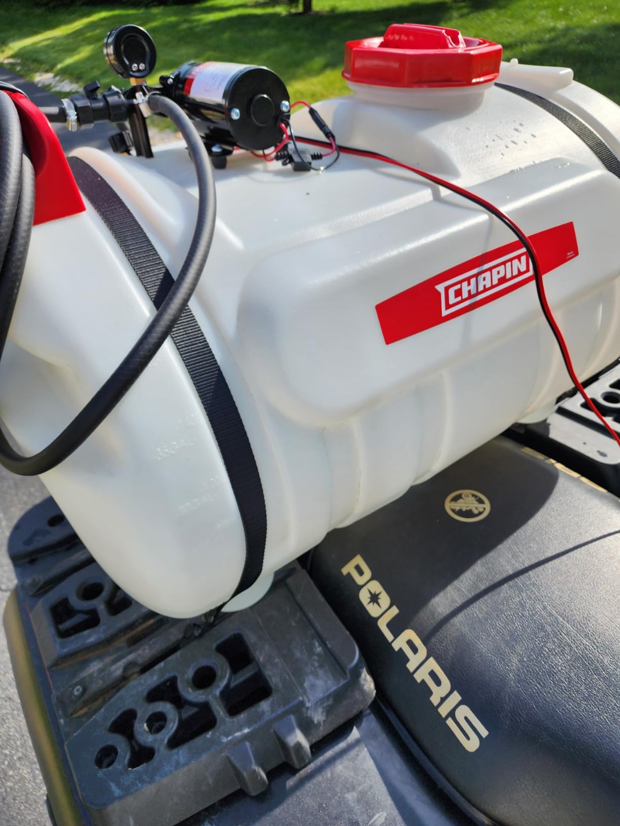 Chapin 98444 40-Gallon Agriculture/Farming Tank Sprayer with 2-Nozzle Boom and 2.5 GPM Pump, 40-gallons, 1-Pack customer photo 2