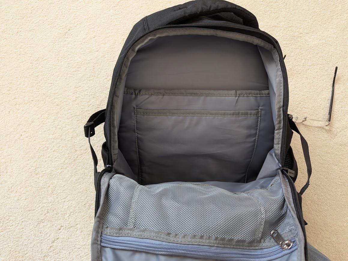 Amazon Basics Travel Laptop Backpack with Multiple Pockets and Compartments for 17 in / 43.1 cm Laptop, Water Resistant, Spacious with Padded Shoulder Straps, Black customer photo 2