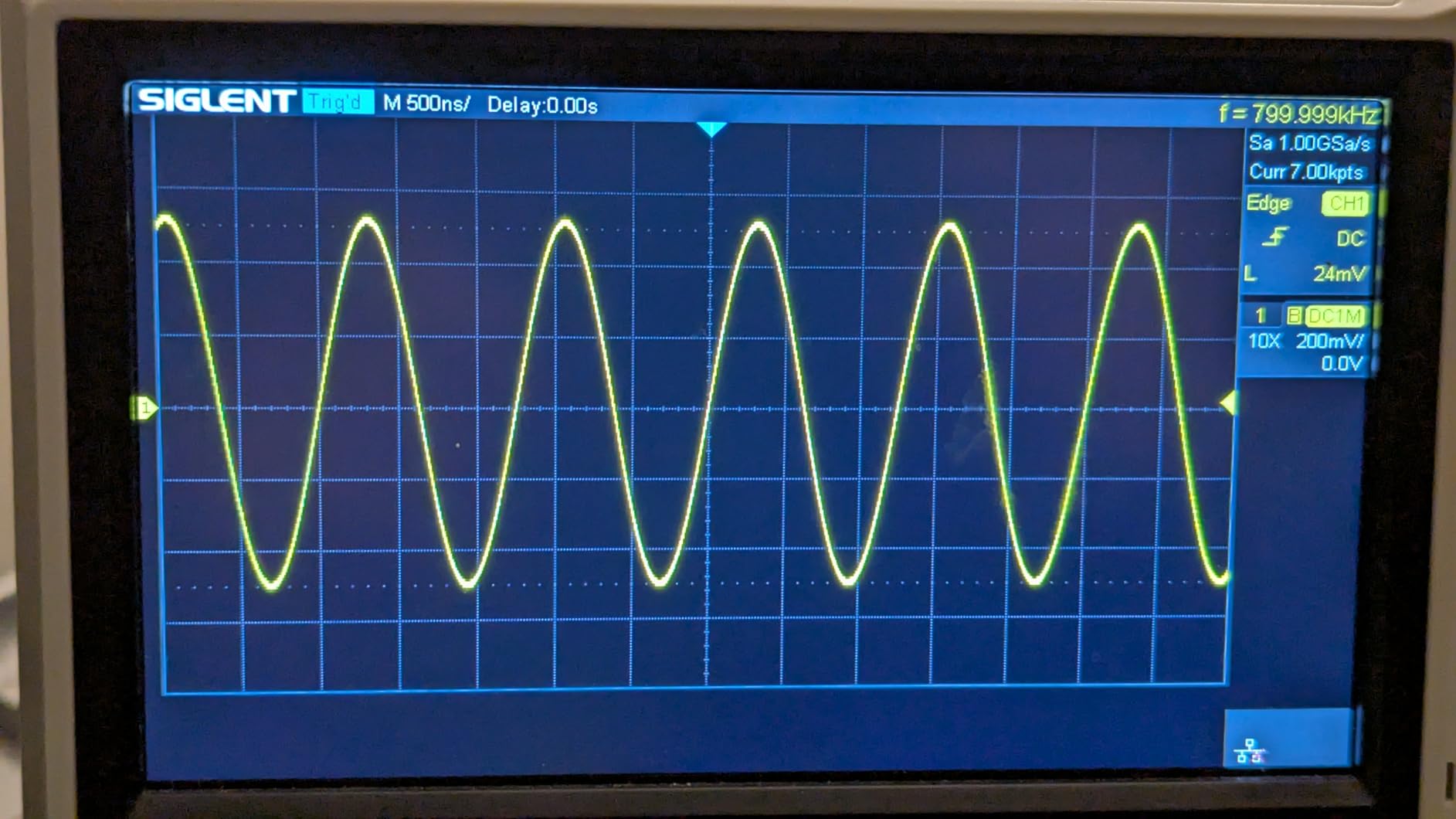 OWON Waveform Generator DGE1060, 60MHz Bandwidth, 300MSa/s Sampling Rate, 14 bits Vertical Resolution, 8K Waveform Length, 5 Basic Waveforms, 160 built-in Arbitrary Waveforms, with 3.6IN LCD Display customer photo 2