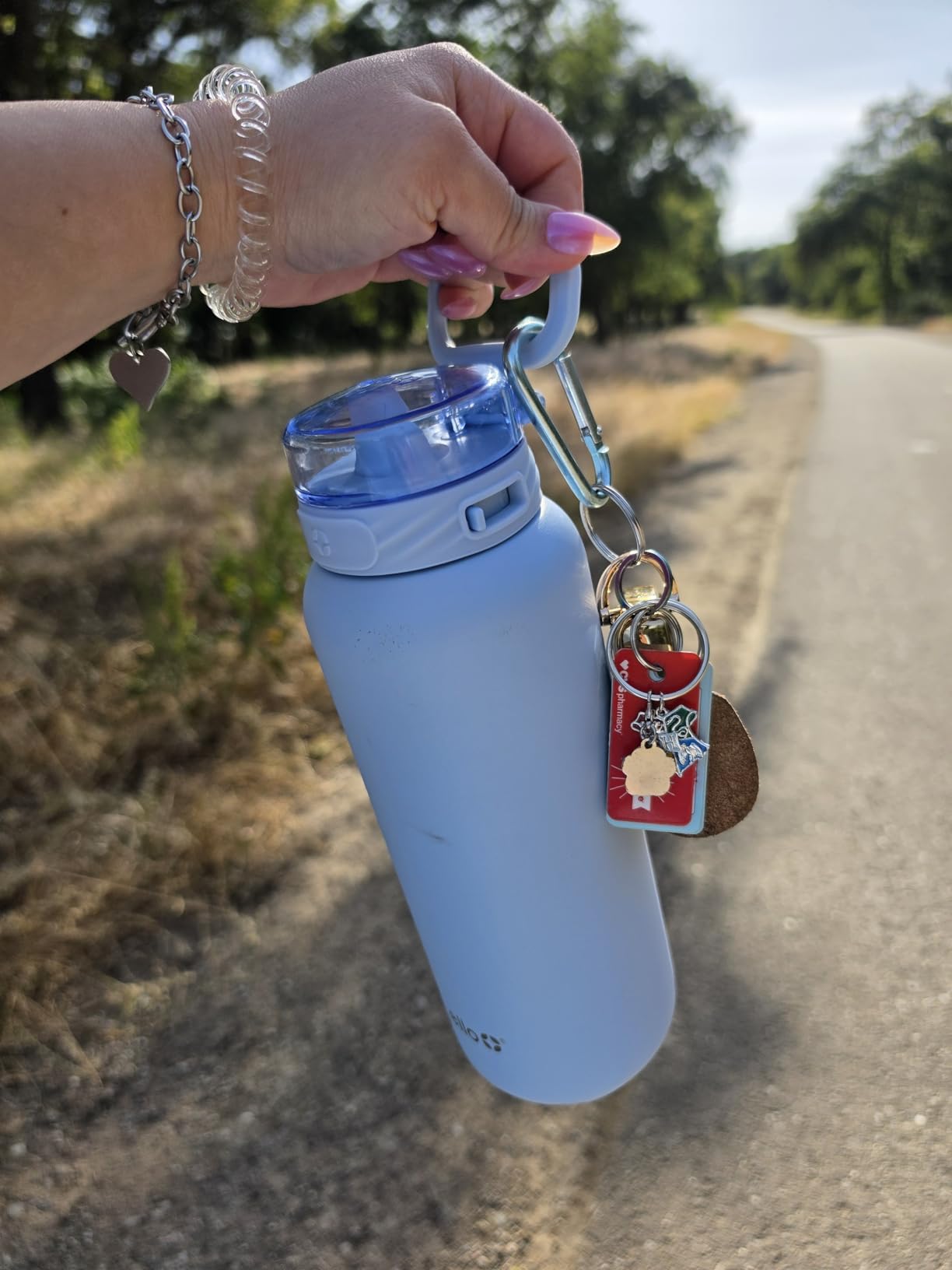 Ello Cooper 18oz Kids Stainless Steel Water Bottle with Straw and Carry Handle, Double Walled and Vacuum Insulated Metal, Leak Proof Locking Lid with Soft Silicone Spout, Reusable, BPA Free, Bubblegum customer photo 1