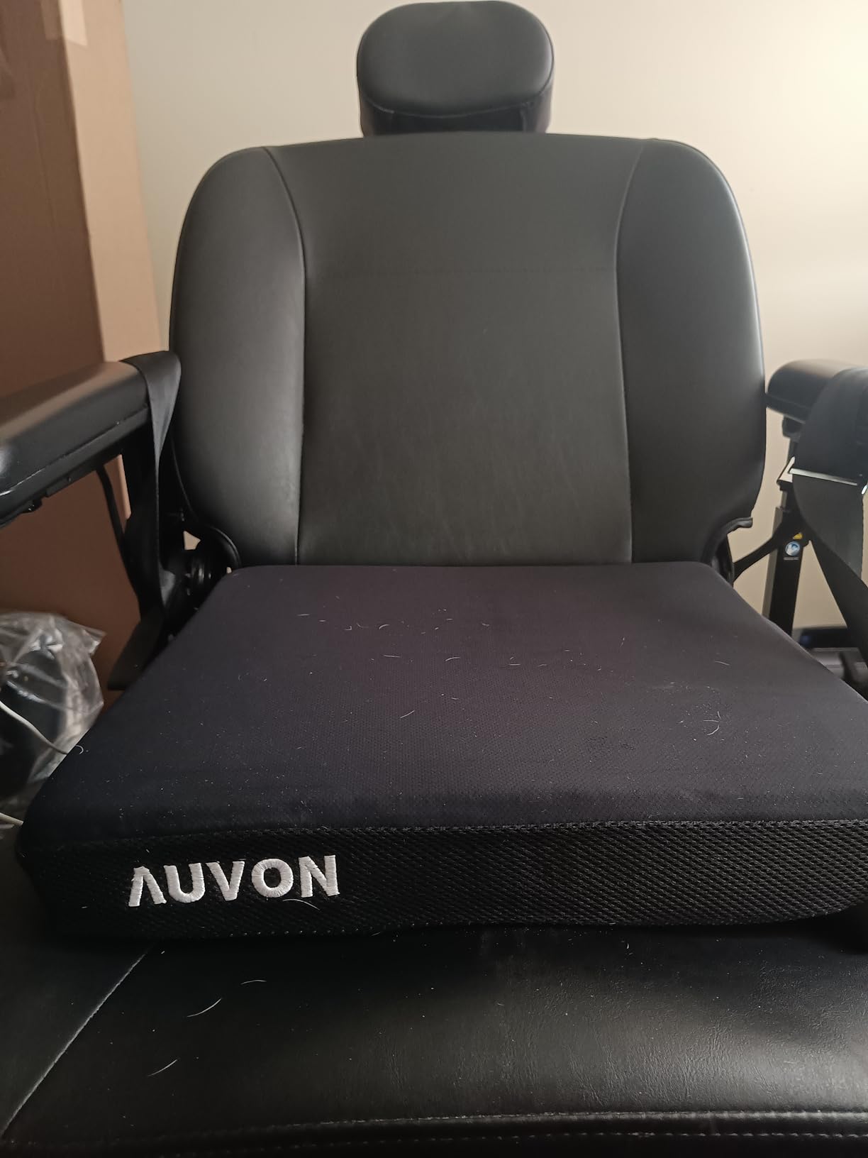 AUVON Cooling Gel Seat Cushion for Long Sitting, Memory Foam Chair Cushions for Back & Sciatica Relief, Anti-Slip Office Chair Cushion with Strap & Breathable Cover for Car Seat, Wheelchair, Home Use customer photo 2