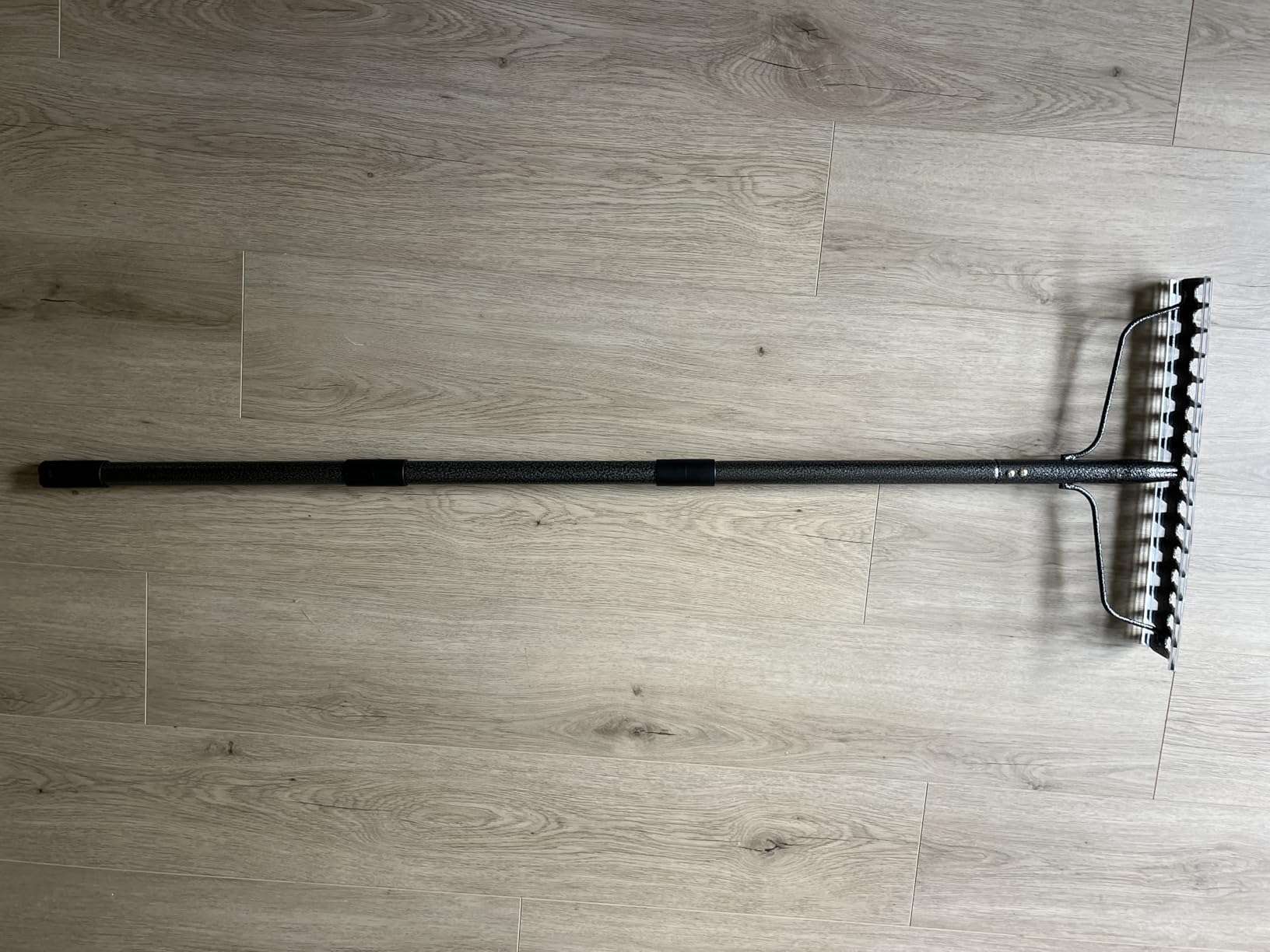 63'' Bow Rake ,17 Tines Metal Head Rakes with Stainless Steel Handle, Heavy Duty Garden Rake for Loosening Soil Gathering Leaf Leveling Lawn Farming Land Management Yarn Thatch Rake customer photo 2