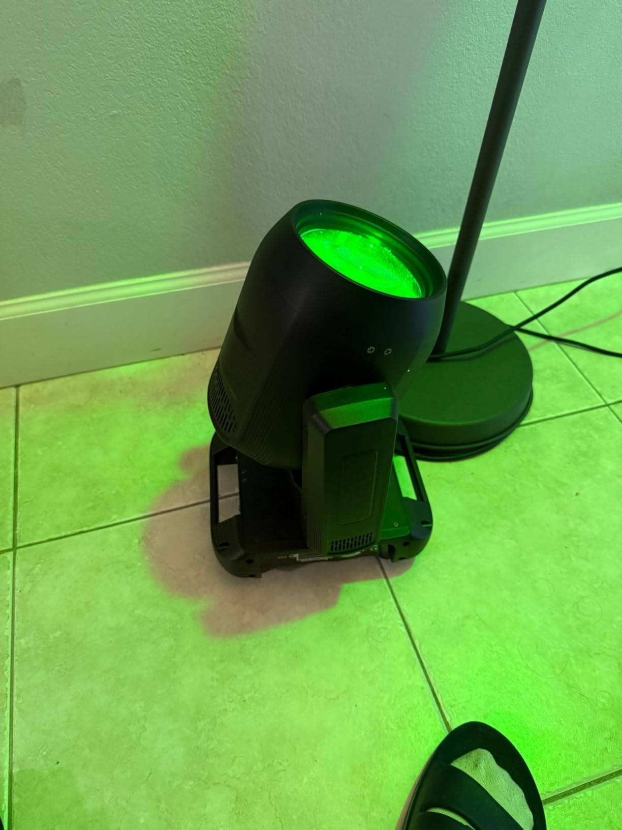 200W LED Moving Head Stage Lighting 5 Mode 10 Colors 14 GOBO 18 Prism DJ Light 14CH RGBW 4in1 Controlled By Scene Auto Sound Master-Slave DMX Moving Head Light DJ Lights for Party Club Church Show customer photo 2