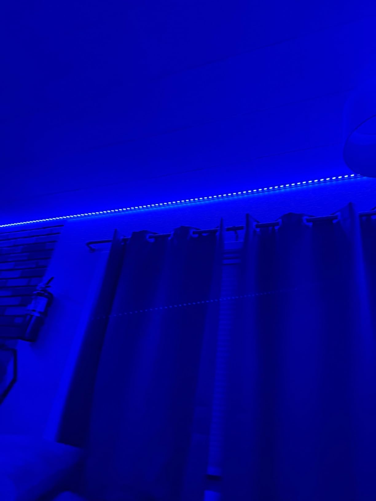 Lepro S1 AI LED Strip Lights for Bedroom - 50ft Smart RGB Light Strips with IC and Rainbow Chasing Effects, Color Segment DIY, Personalized AI Lighting Designer, No Remote, 2.4G Wi-Fi & Bluetooth customer photo 1