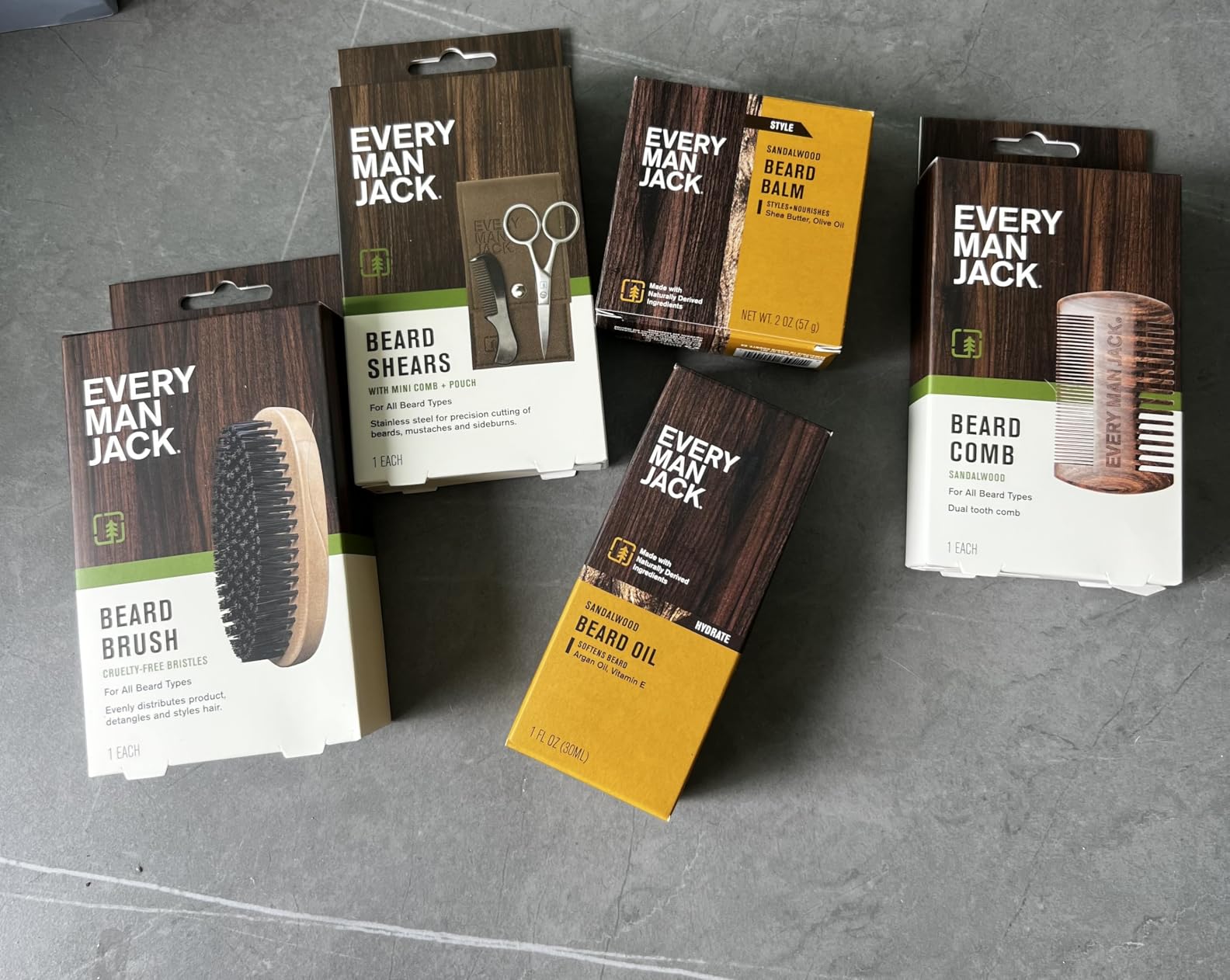 Every Man Jack Beard Care Gift Set for Men - Complete Grooming Kit with Beard Oil, Balm, Brush, Dual-Sided Comb, Trimming Scissors & Mustache Comb - Sandalwood Scent customer photo 2