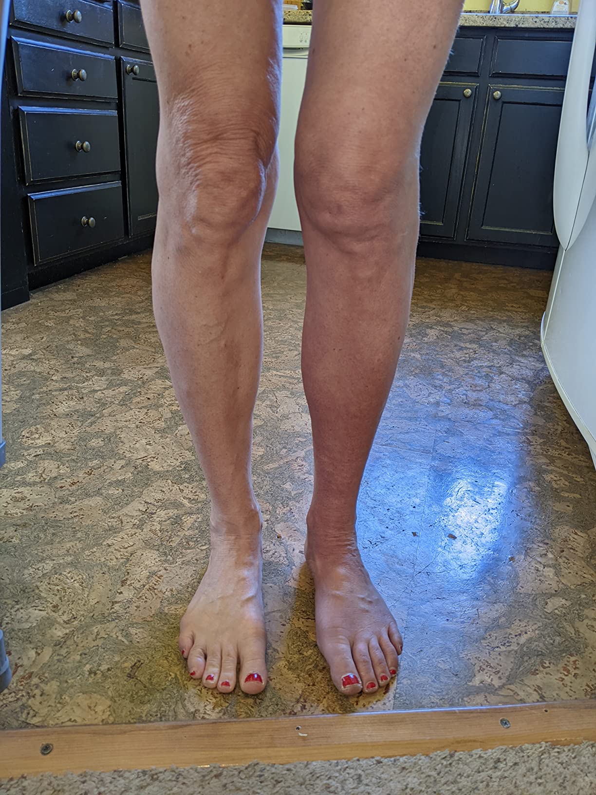 Therabody JetBoots Prime Wireless Compression Boots Leg Massager Recovery | Pneumatic Leg Compression for Circulation & Pain Relief, FDA Cleared, 4 Pressure Levels (Regular, 32-37in Leg Length) customer photo 2
