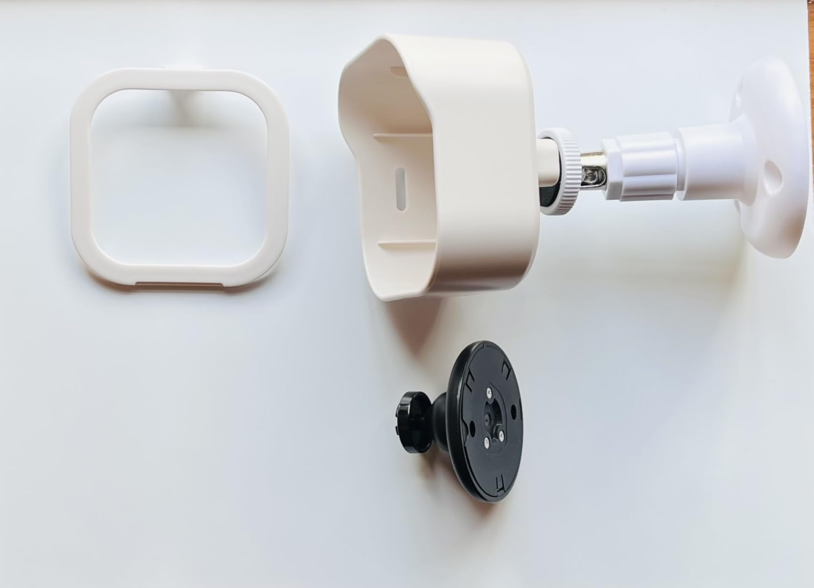 Blink Outdoor 4 - Wireless smart security camera, two-year battery life, 1080p HD day and infrared night live view, two-way talk. Sync Module Core included - 1 camera system customer photo 1