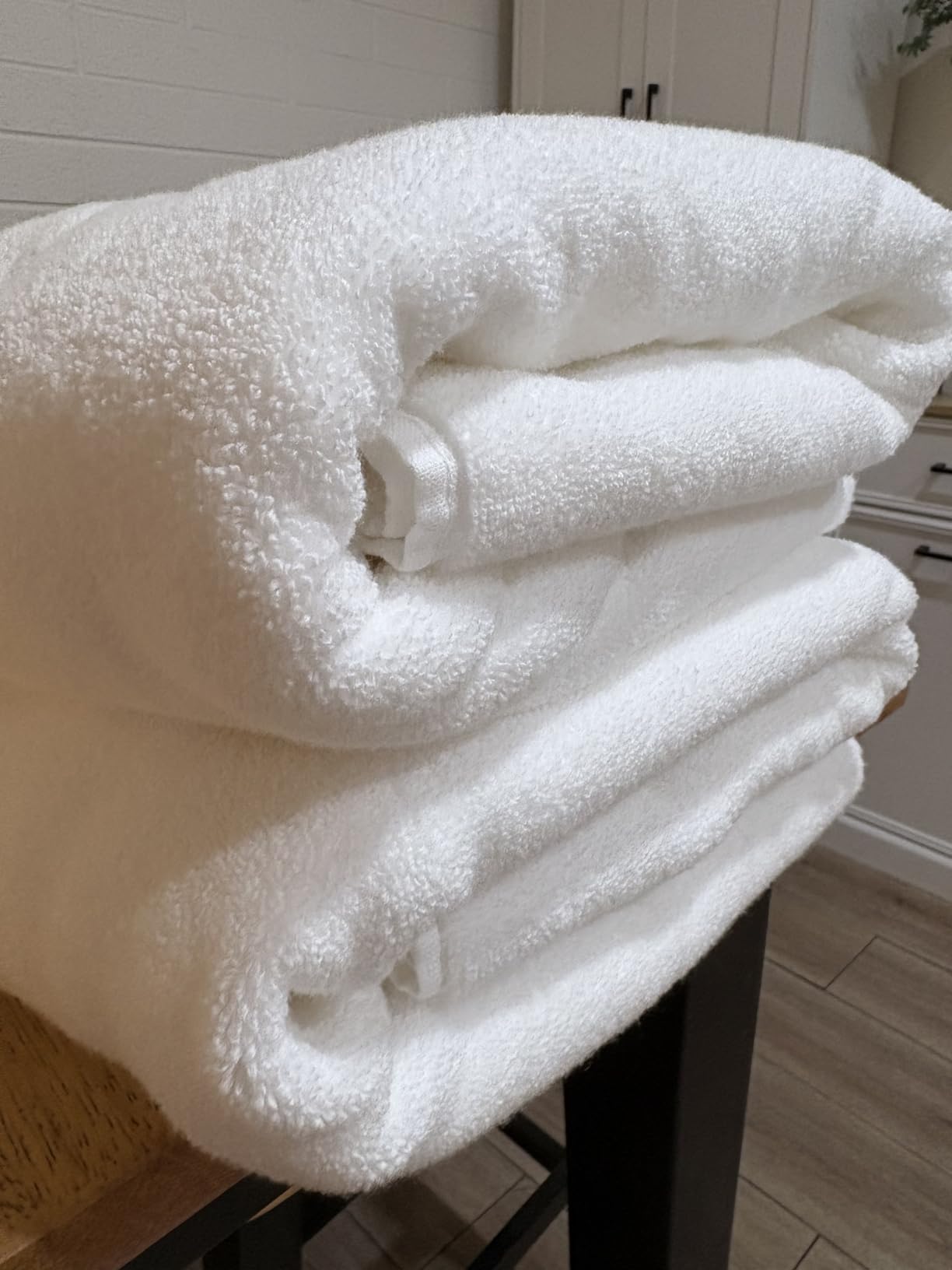 Alusa Home 100% Organic Zero-Twist Cotton Towels - GOTS Certified Luxury Bath Towels - Ultra Soft & Plush 700GSM Long-Staple Cotton - 6 Piece Towel Set (Papyrus) customer photo 1