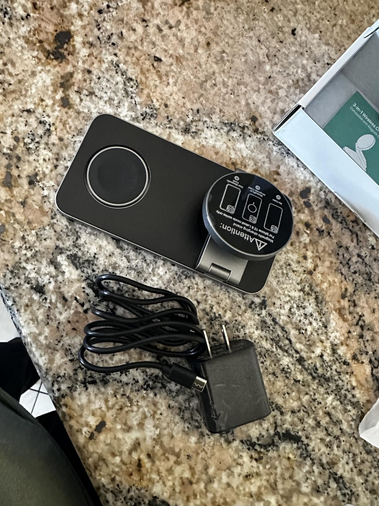 UEQ Foldable 3 in 1 Wireless Charging Station for Apple MagSafe Charger Stand, Fast Magnetic Wireless Charger Station for iPhone 17 Air/16/15/14/13/12 Series, AirPods Pro, Apple Watch Ultra (Pure Black) customer photo 1