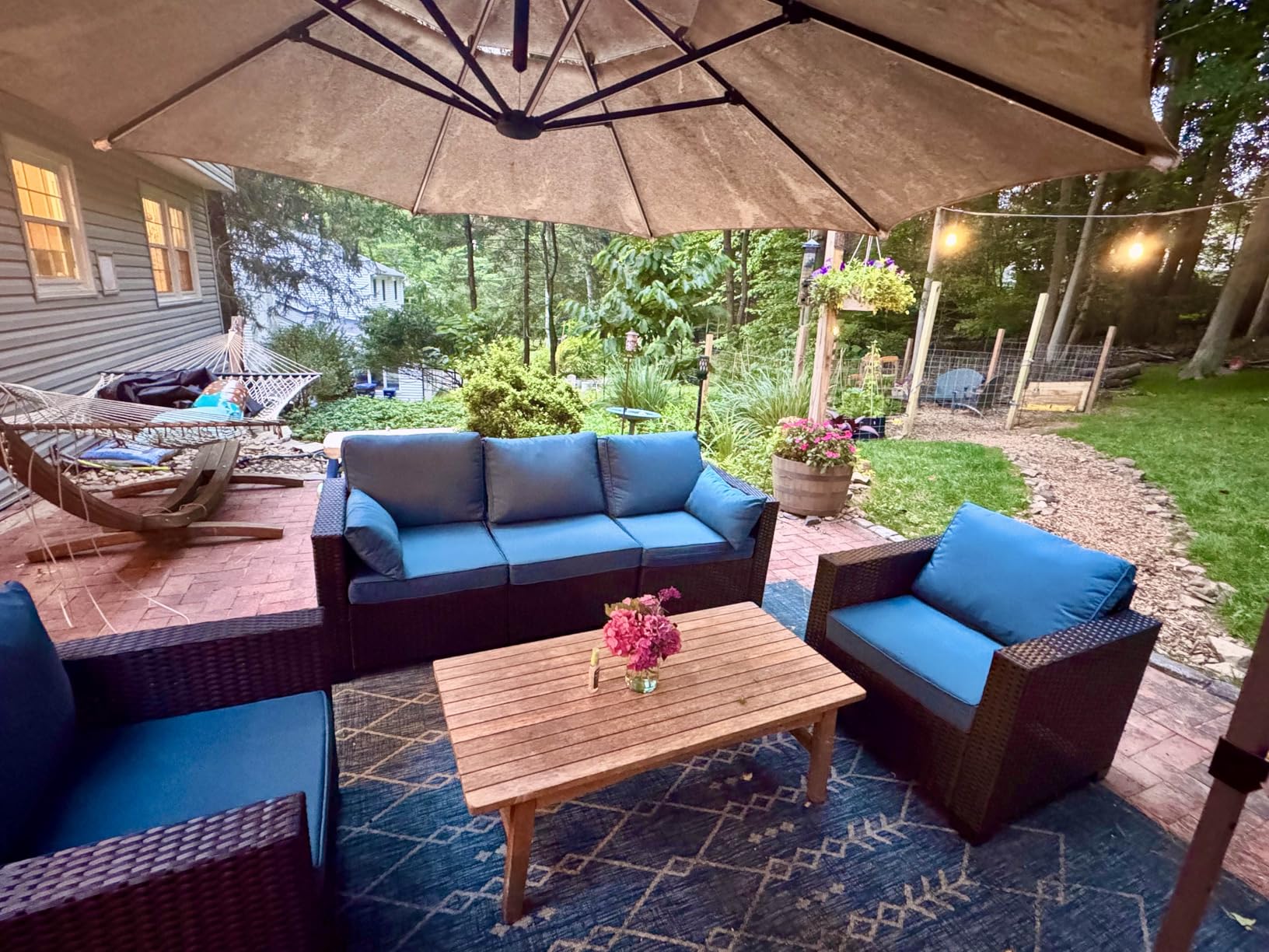 wudipatio 6 Pieces Outdoor Patio Furniture Sets with Furniture Cover, PE Rattan Wicker Patio Conversation Set with Tea Table (Royal Blue, Rattan Storage Table) customer photo 1