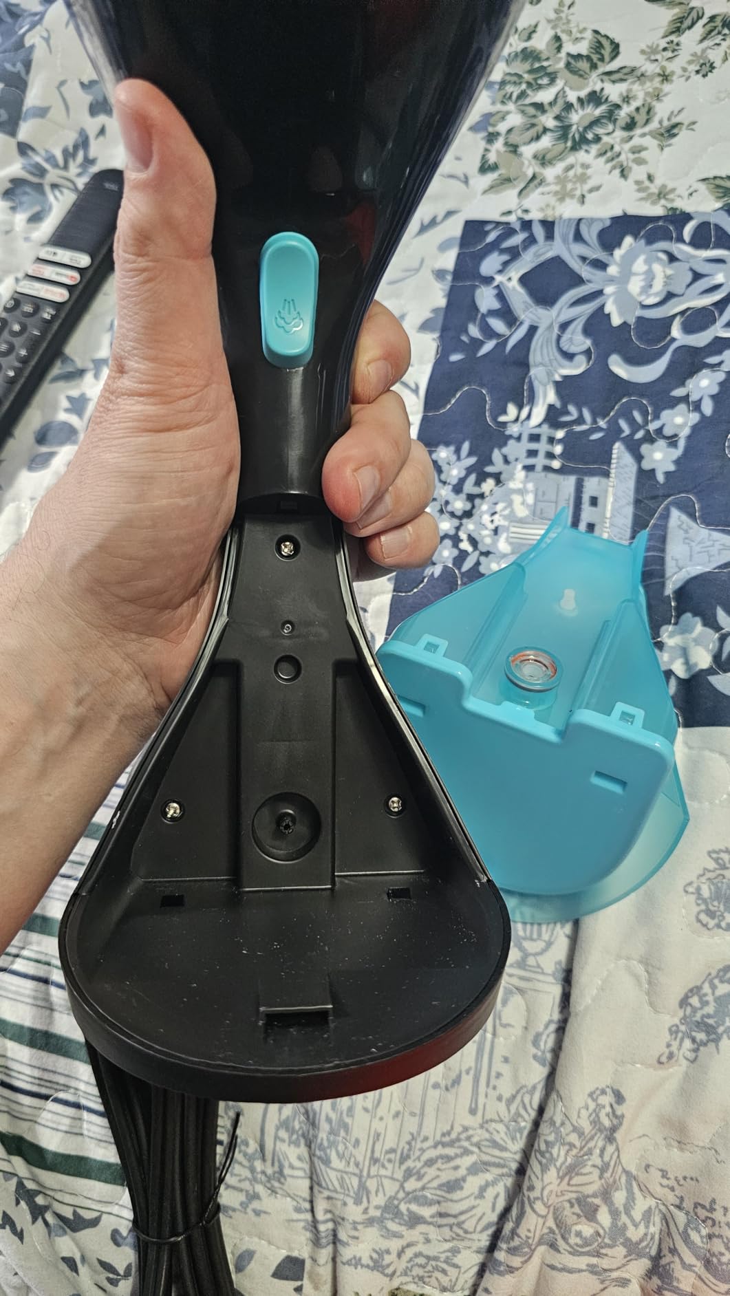 PurSteam Handheld Garment Steamer for Clothes - Powerful Wrinkle Remover with 3 Steam Settings, Large Removable Water Tank, and Fast Heat-Up - Portable Fabric Steamer for Home & Travel customer photo 2