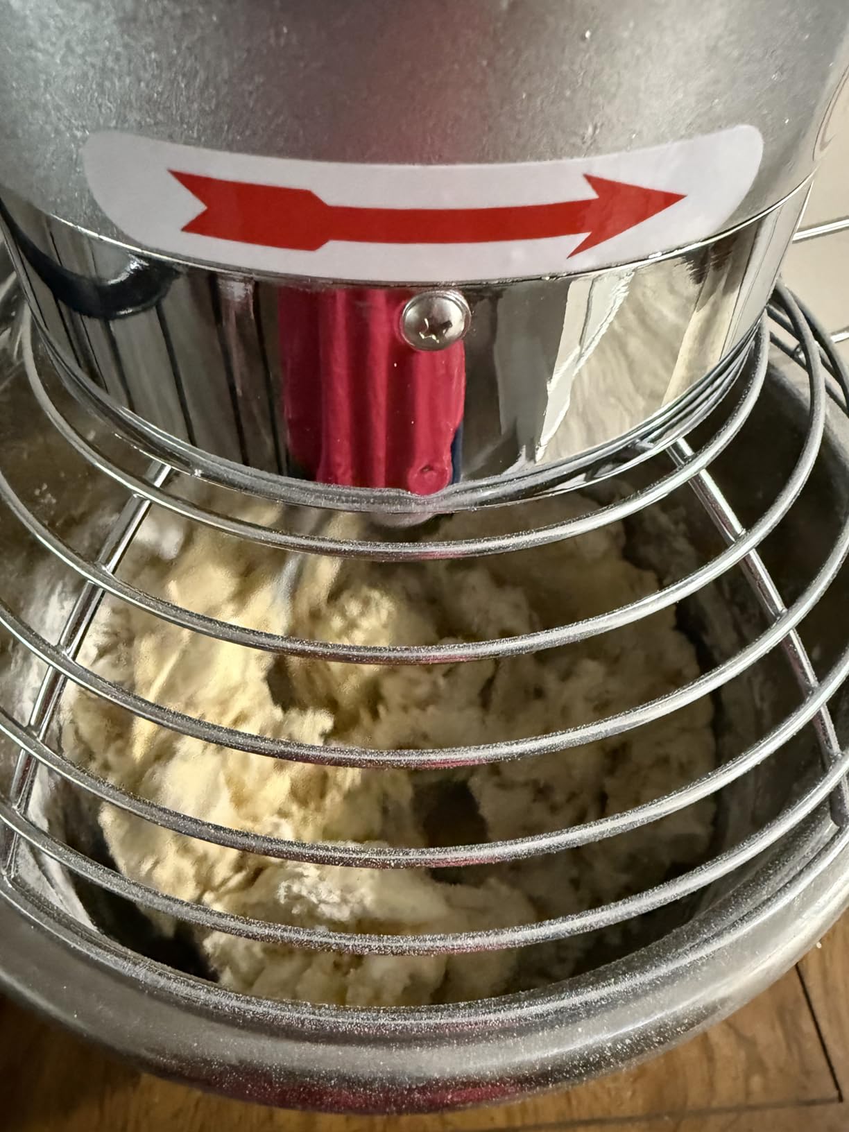 LEEVOT Commercial Food Mixer 15 Qt with 3-Speed Adjustment, 600W Commercial Mixer with Timer, Heavy Duty. Commercial Dough Mixer with Stainless Steel Bowl, Suitable for Bakeries and Pizzerias customer photo 1