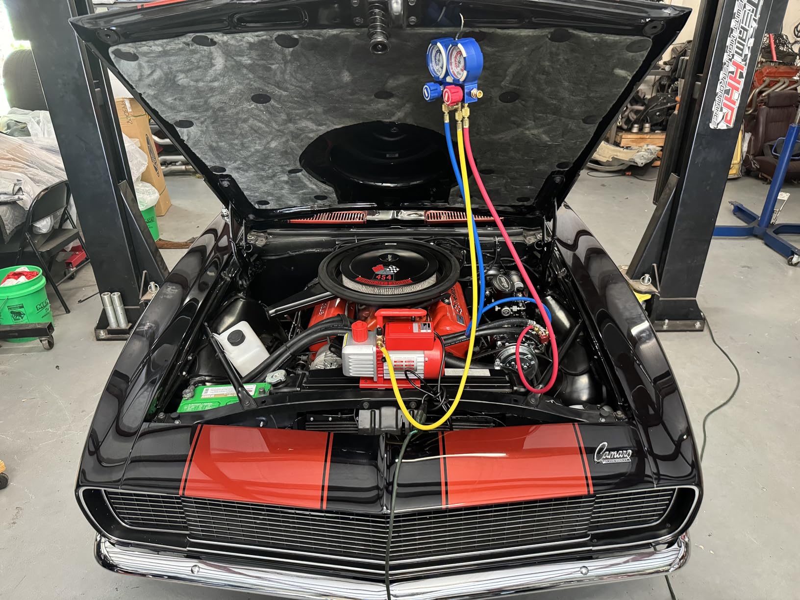 VIVOHOME 110V 1/4 HP 3.5 CFM Single Stage Rotary Vane HVAC Vacuum Pump and 3 Way AC Manifold Gauge Set with 4ft Hoses & Accessories for Auto Air Conditioning Refrigeration Recharging, Black customer photo 1
