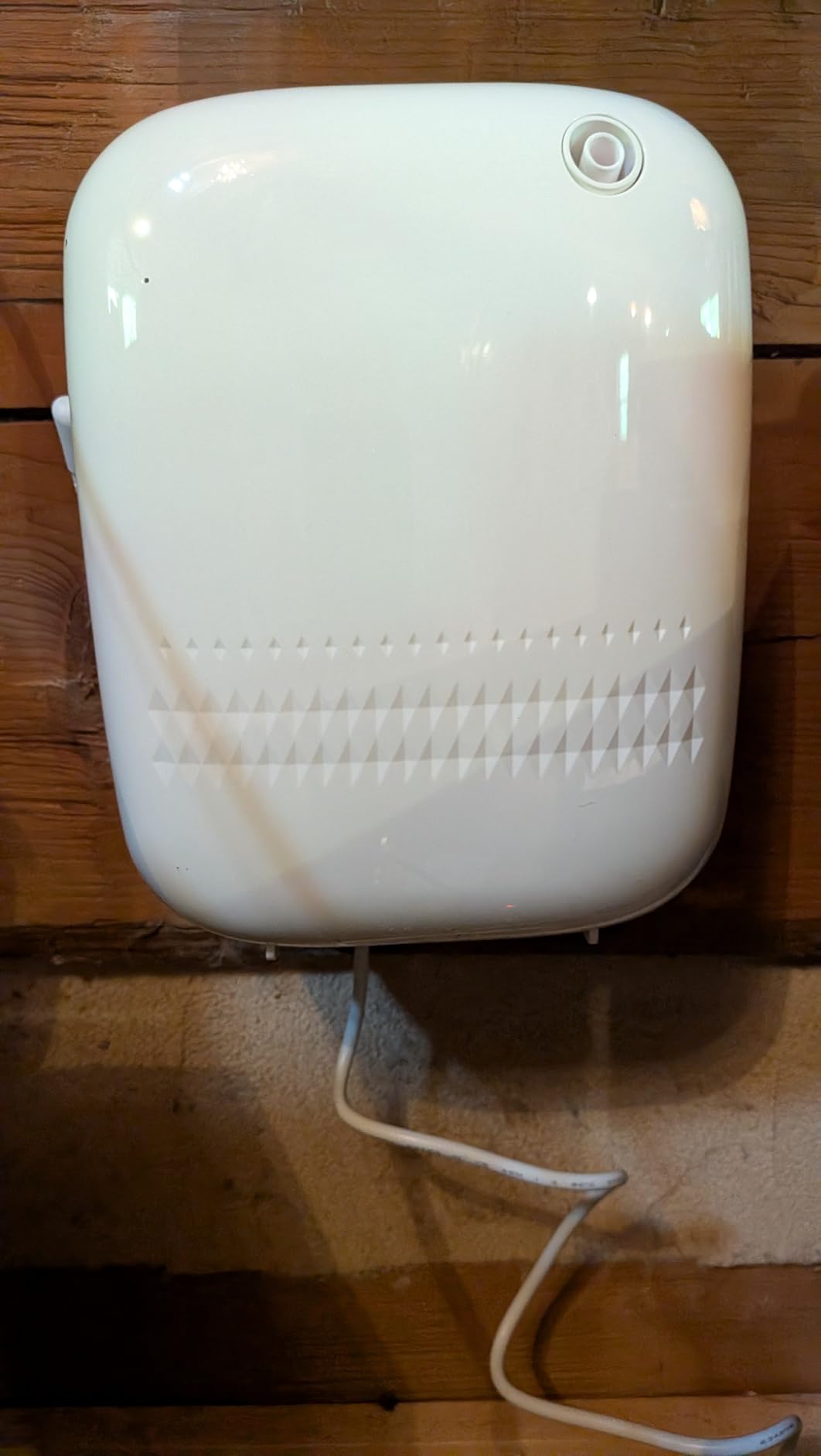 Airversa Waterless Essential Oil Diffuser for Home Large Room and Commercial Use, Up to 2000 sq ft, App Control Cold Air Diffuser, 400mL, DC-12V/1A Plug in Wall, Smart Scent Air Machine, ANW-White customer photo 2