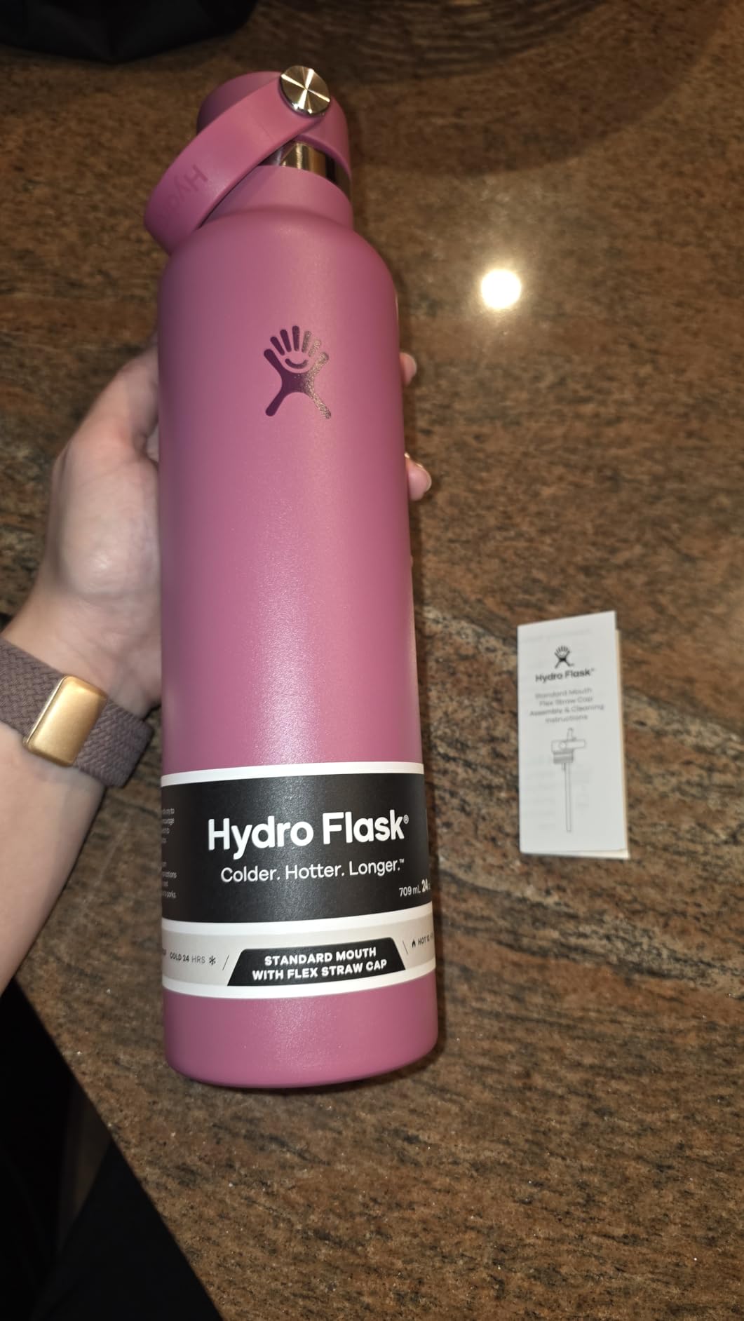 Hydro Flask Water Bottle - Insulated Stainless Steel - Standard Mouth Flex Straw Lid, Non Spill, Leakproof and Refillable in 21 Oz Campus Ivory customer photo 1