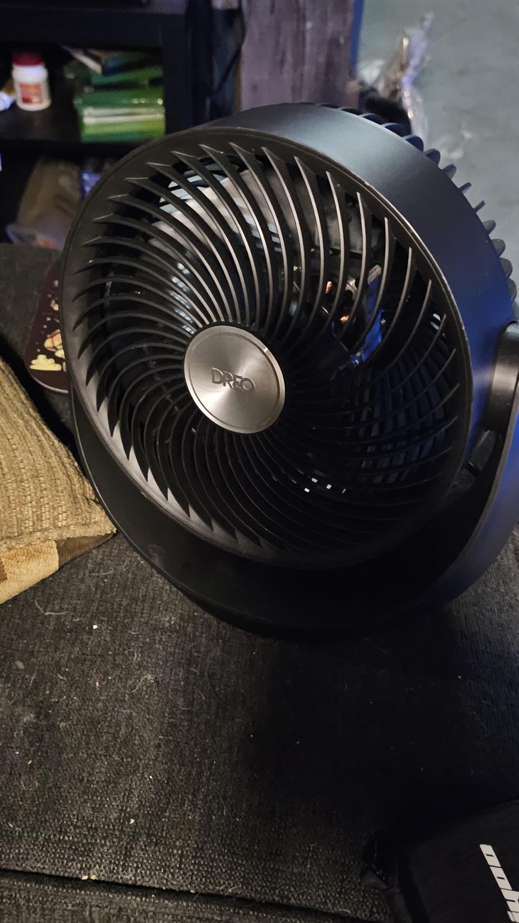 Dreo Fan for Bedroom, Table Air Circulator for Whole Room, 11 Inch, 60ft Strong Airflow, 120° adjustable tilt, 20db Low Noise, Quiet, 3 Speeds, Desk Fan for Home, Office, Kitchen customer photo 2