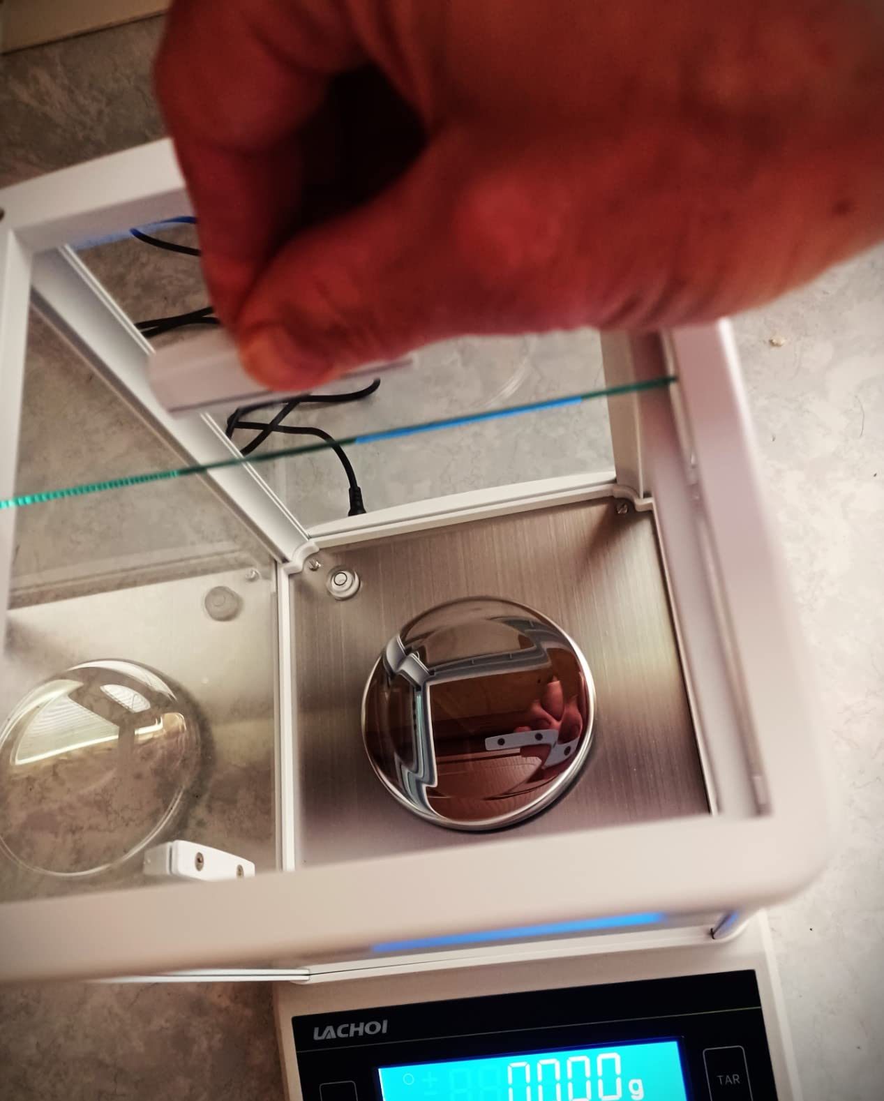 Lab Analytical Balance 500g x 0.001g Accuracy Digital Lab Scale Laboratory Analytical Balance with Windshield Jewelry Scale RS232 Interface (0.001g*500g) customer photo 2