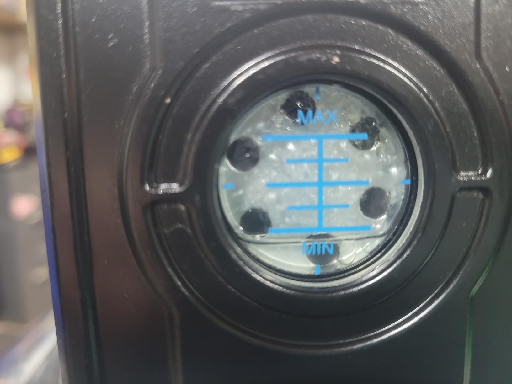 VTG VOGTEN 4.5 CFM AC Vacuum Pump and Gauge Set, for Mini Split/HVAC/Auto Systems, Manifold Gauge Kit Compatible with R134a R12 R22 R502, Includes 2 R134a Can Taps, R410a Adapters customer photo 2