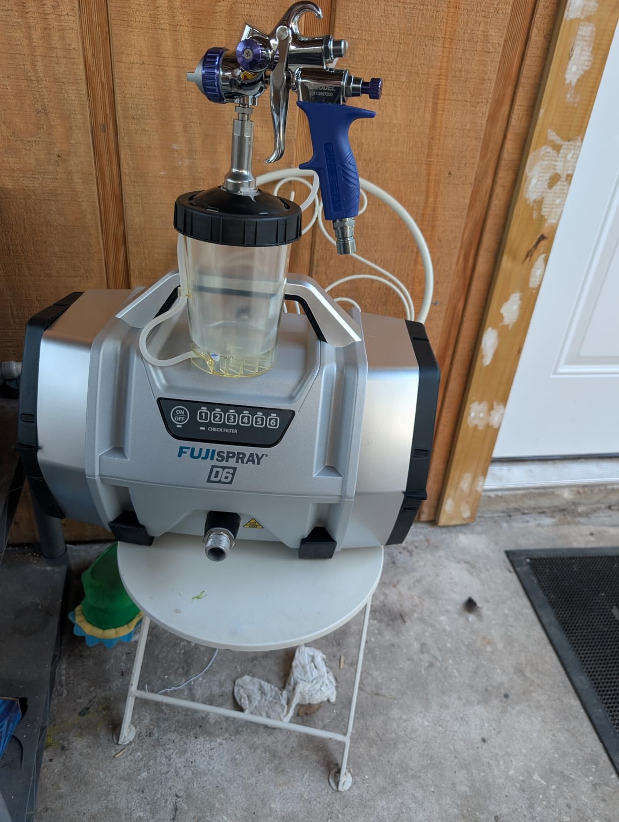 Fuji Spray 4006-T70 - D6 - 6-Stage HVLP Turbine Sprayer w/ T70 HVLP Spray Gun, 11.5 PSI Power to Spray Almost Any Coating Undiluted customer photo 1