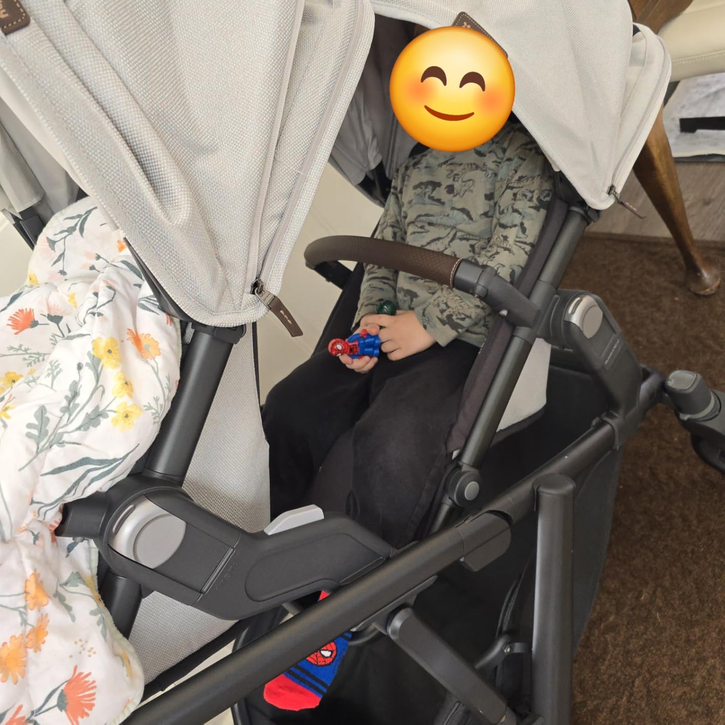 UPPAbaby RumbleSeat V3 Second Lower Seat - Compatible with Vista V2 and Vista V3 - Noa (Navy/Carbon Frame/Saddle Leather) customer photo 1