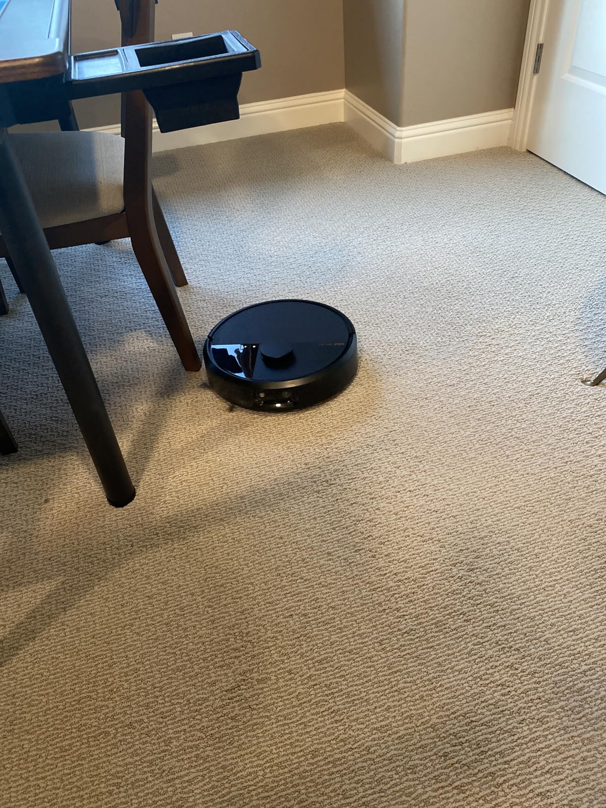 Roomba Plus 505 Combo Robot Vacuum & Mop with AutoWash Dock - Extending Spinning Mop Pads, Self-Empties, Pad Wash & Heated Drying, Self-cleaning, Recognises & Avoids Obstacles, LiDAR Navigation customer photo 2