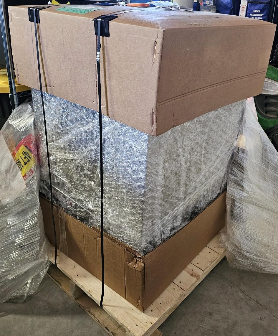 METRO C5E5-CFC-U C5 E-Series Premium Holding and Proofing Cabinet, Half Height, Full Length Clear Door, Universal Wire Slides, 120V, 60Hz, 2000W customer photo 1
