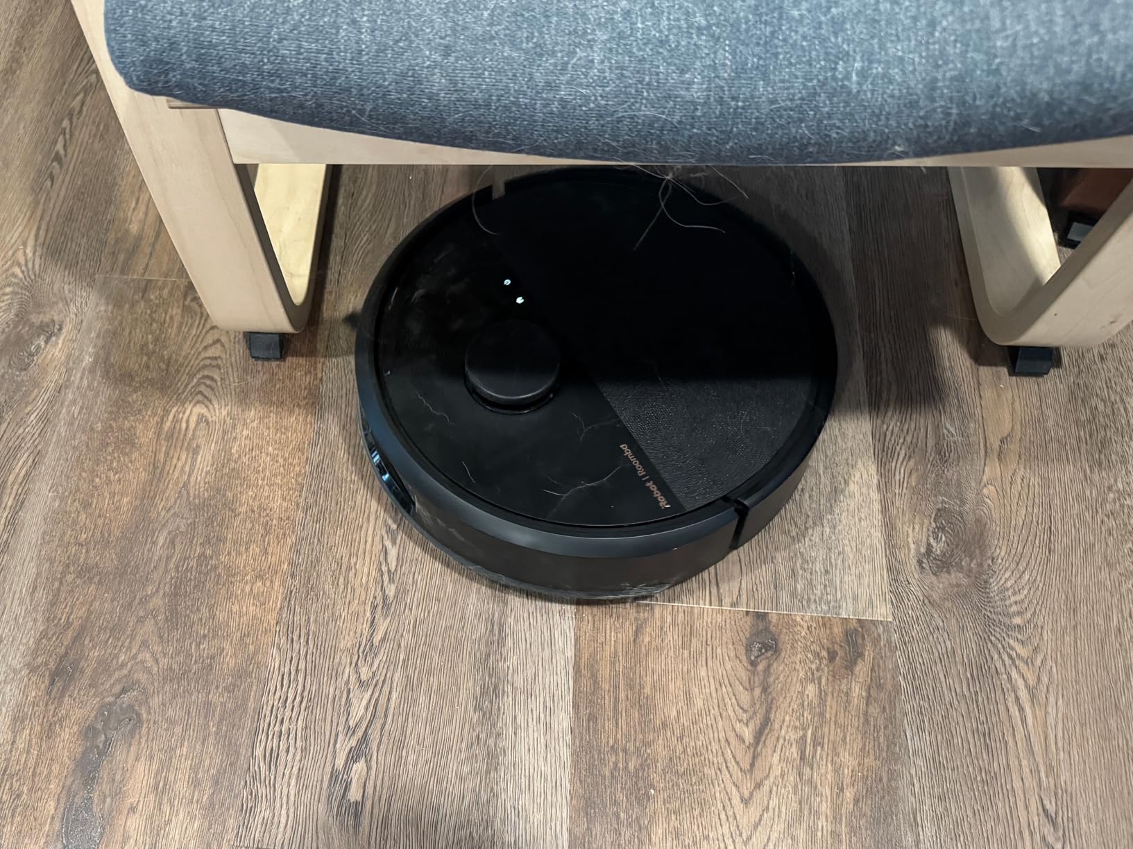 Roomba Max 705 Robot Vacuum with AutoEmpty Dock, Powerful Suction, Dual Rubber Anti-Tangle Brushes, LiDAR Navigation, Obstacle & Anti-Fall Detection, for Carpet and Hard Floors customer photo 1