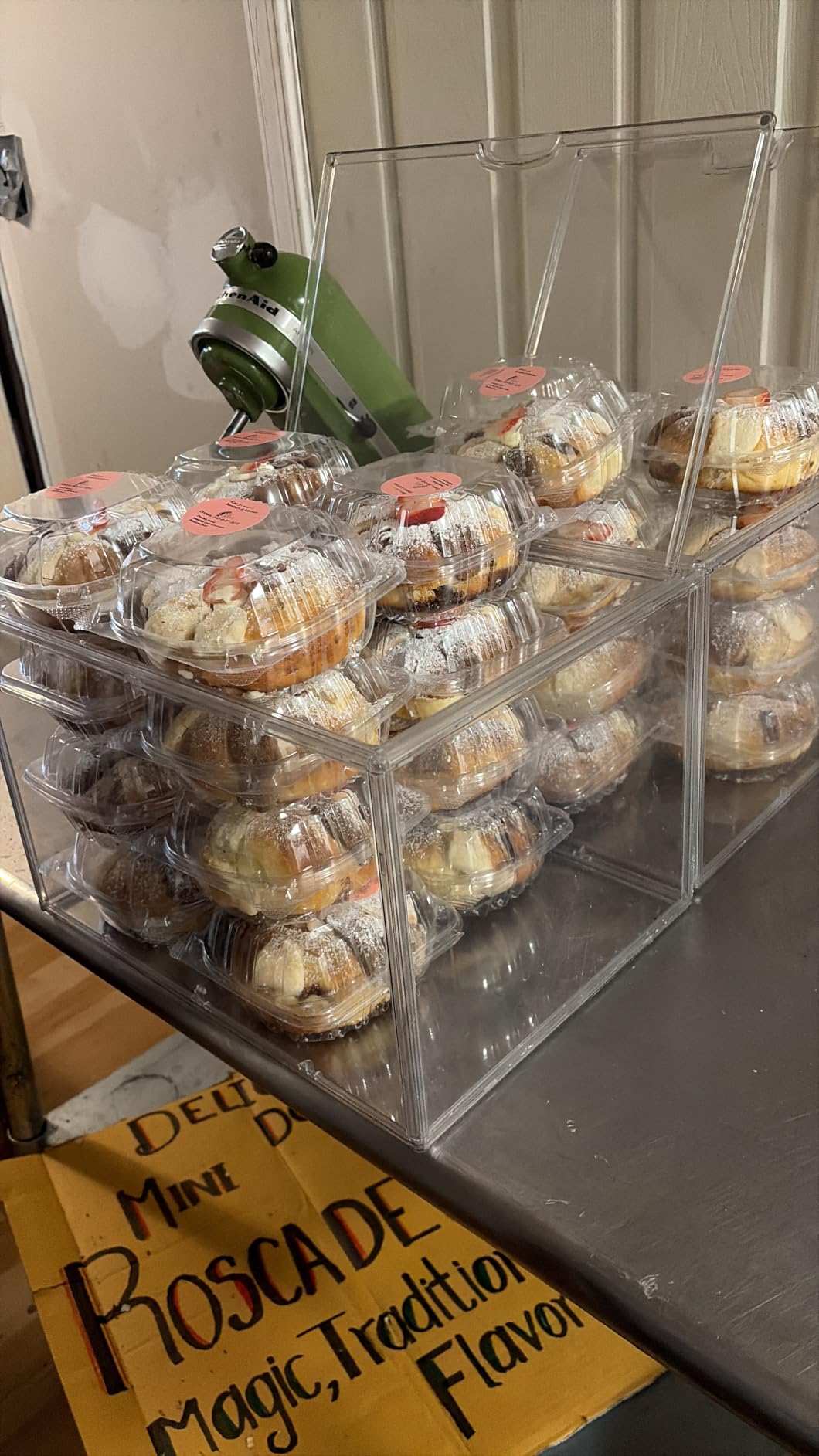 MEI NIAN Pastry Display Case,Bread Box for Kitchen Countertop,4-Layer Adjustable BreadBox, Large Capacity Bread Box for Home-baked Breads,Muffins,Bagel Storage Container, Bread Holder 1-Pack customer photo 2