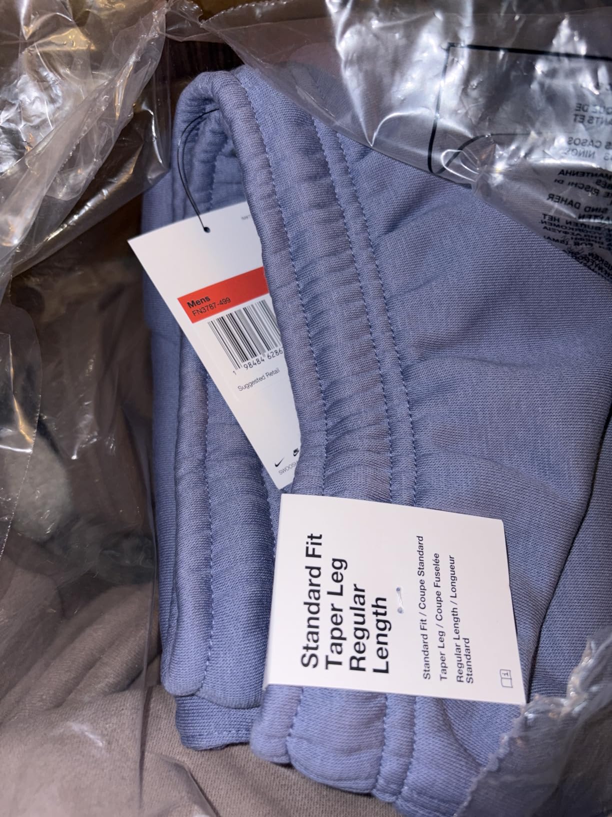 Nike Men's Club Joggers customer photo 2