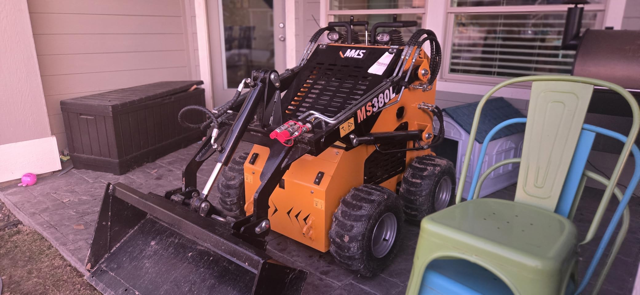 MS360L Wheeled Mini Skid Steer Loader, Compact Skid Steer with Wide Bucket, 13.5HP EPA Rato Gas Engine for Farm, Garden, Construction & Landscaping customer photo 1
