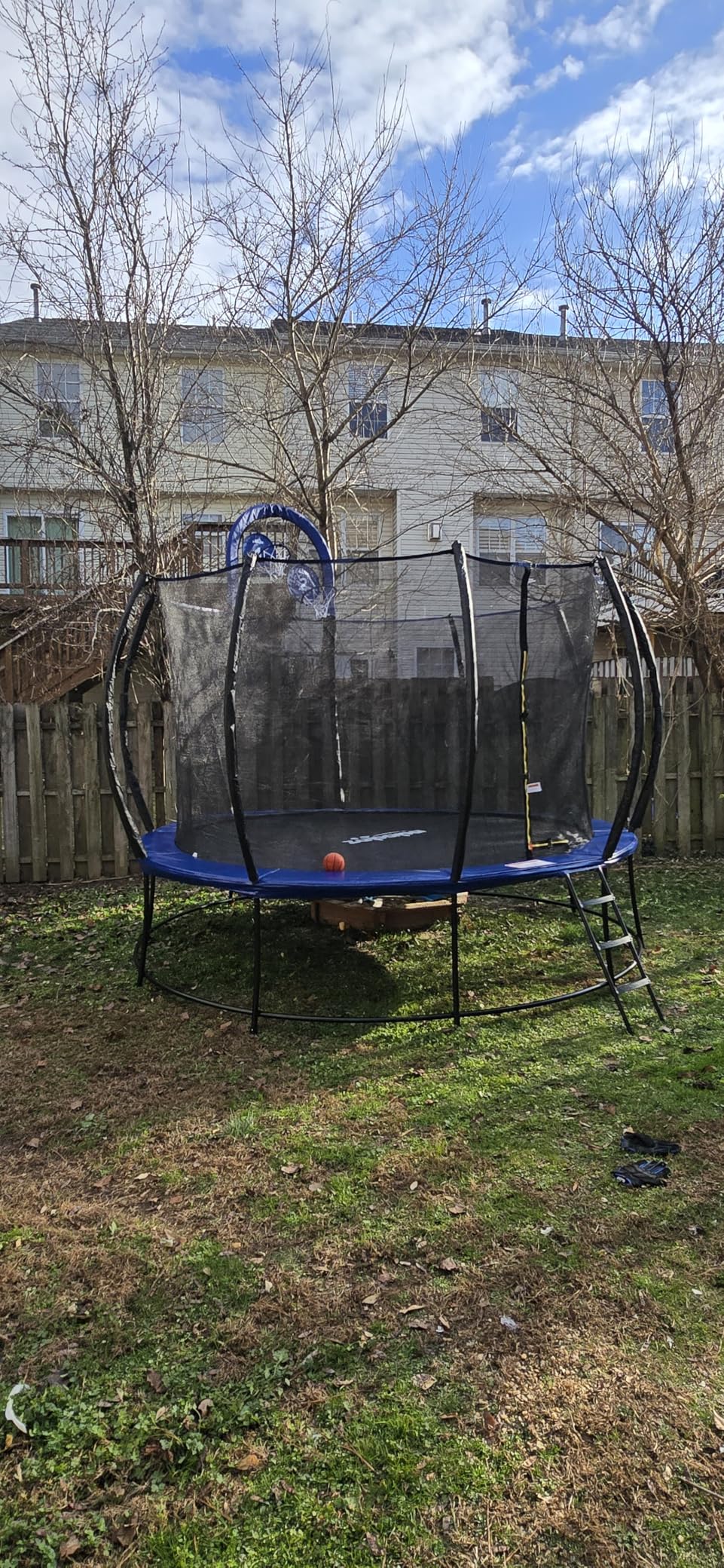 Zupapa 1800LBS Capacity No-Gap Design 16 15 14 12 10FT Trampoline with Safety Enclosure Net and Non-Slip Ladder 10-Year Quality Assurance Perfect for Kids Family Outdoor Backyard Fun customer photo 1