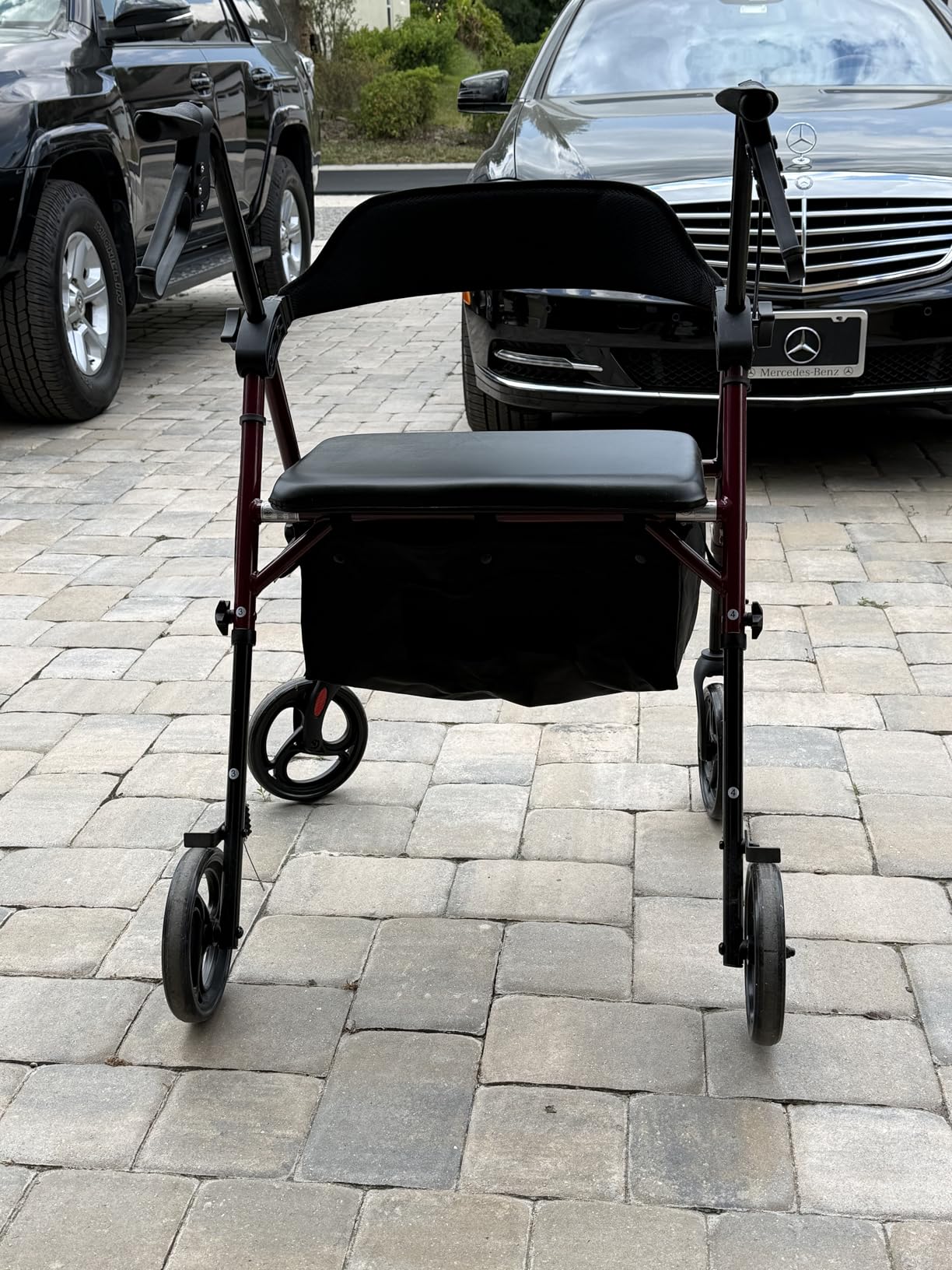 HOMLAND Bariatric Walkers for Seniors, 500lb Heavy Duty Rollator Walker, 19.7