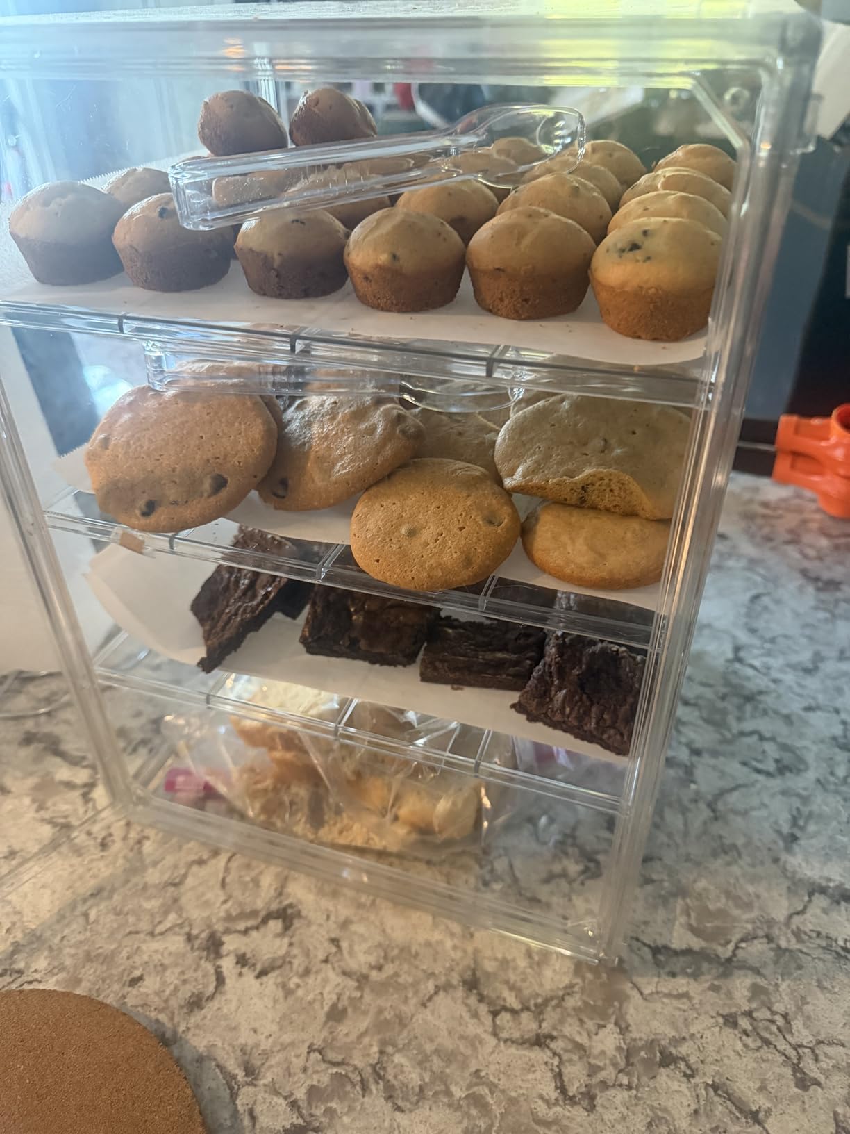 Bread Box,Large Bread Boxs for Kitchen Countertop - 4 Layers Adjustable Bread Storage Container,Clear Boxes for Kitchen Counter, Breads Box Airtight,Bread Holder,Perfect for Bagel Muffins（transparent） customer photo 1