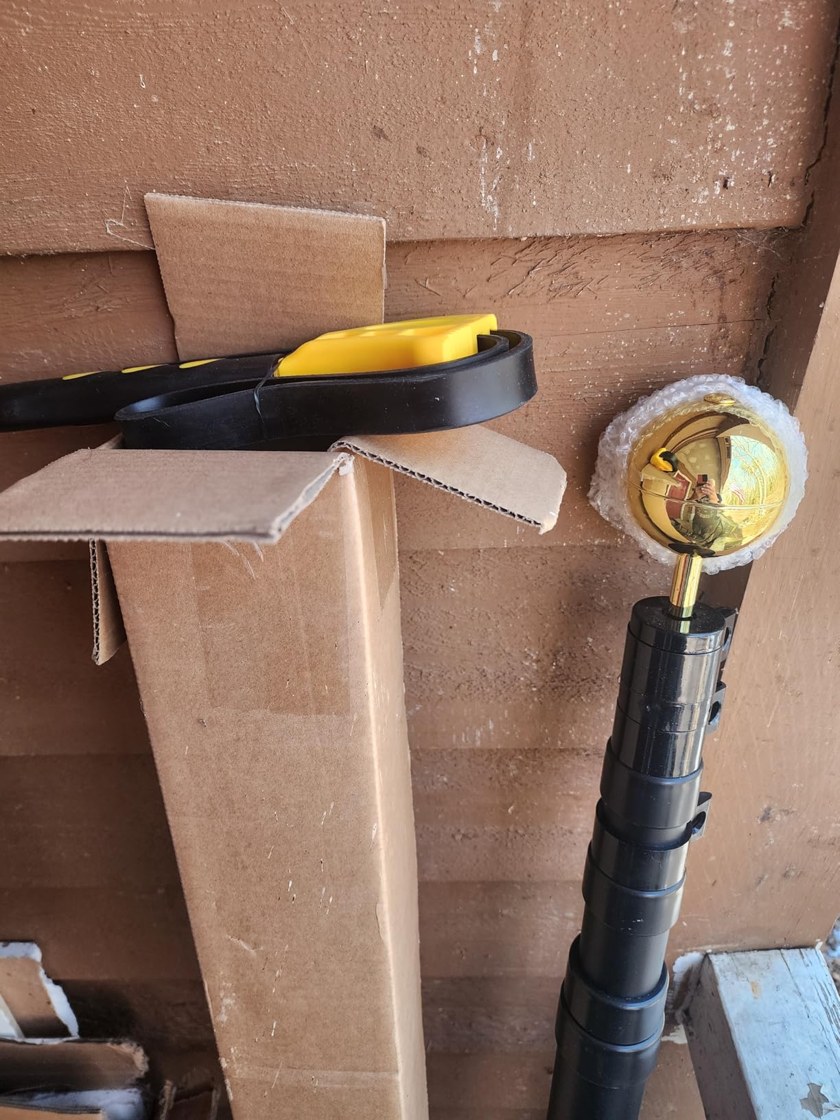 20FT Telescoping Heavy Duty Flag Pole with Solar Light, Extra Thick 11-Gauge Aluminum, True Glory Edition, Easy Setup for Outside House or Yard, with 3x5 USA Flag & All Hardware-120 MPH Wind Tested customer photo 2