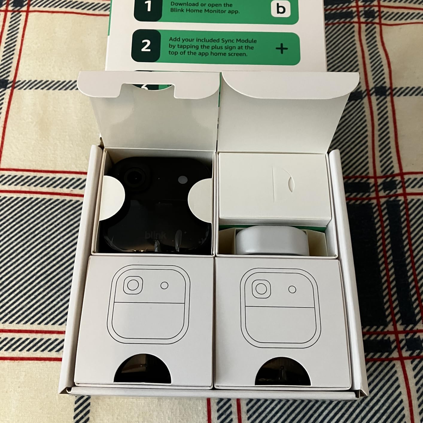 Outdoor 2K+ (newest model) - Wireless smart security camera, 2K video resolution, enhanced audio, two-year battery. Sync Module Core included - 2 camera system (Black) customer photo 2