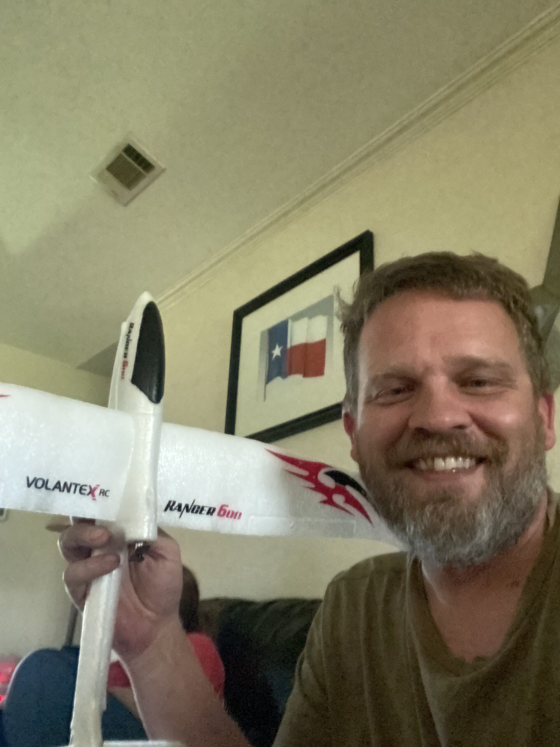 volantexrc RC Plane Trainer Sport Cub 3CH Remote Control Airplane with Prop Saver, 6-Axis Gyro Stabilizer & 3 Modes to Fly, Radio Controlled Aircraft RTF for Beginners and Adults (400mm, Yellow) customer photo 1