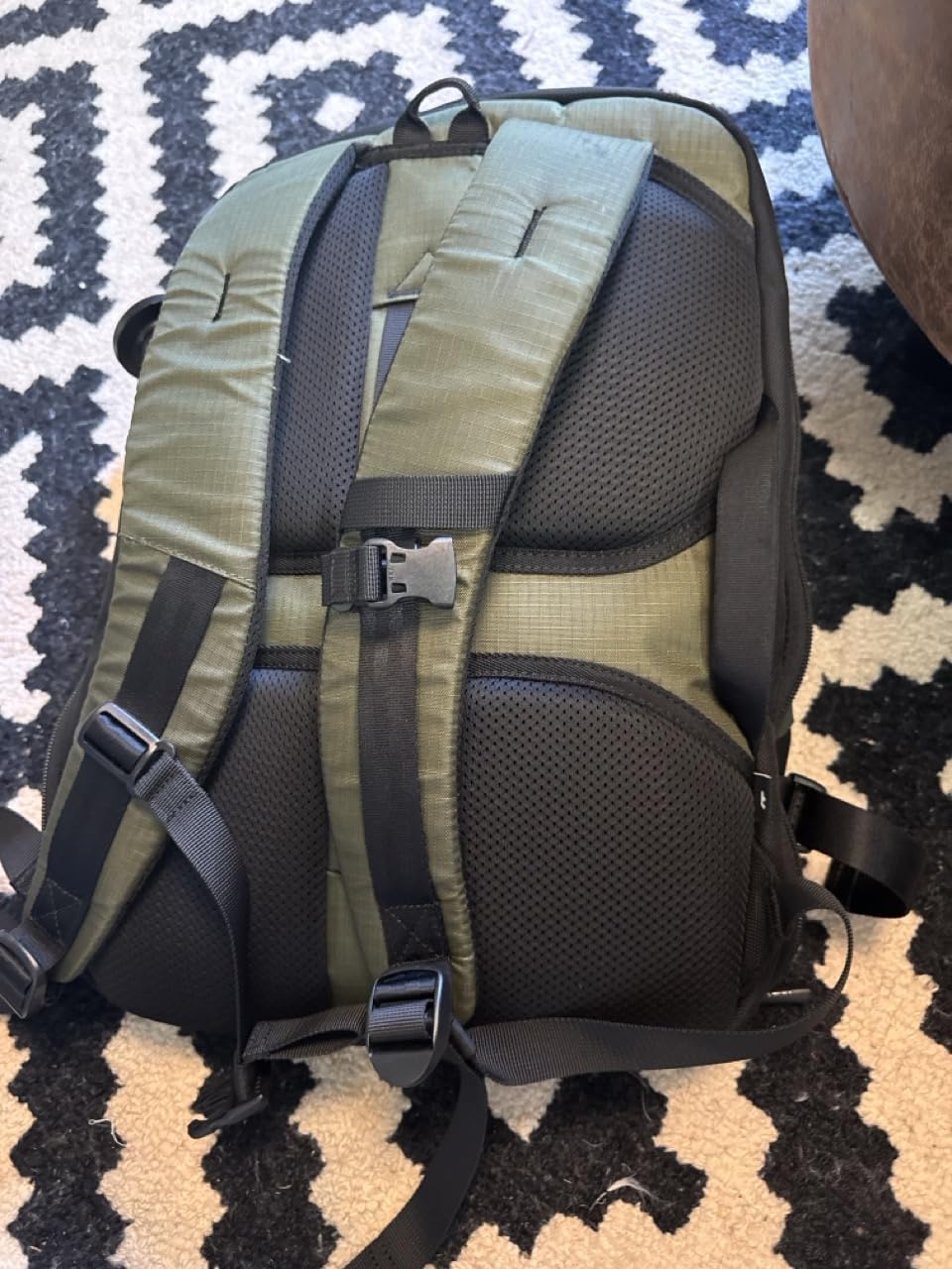 tomtoc Travel Backpack 40L, TSA Friendly Flight Approved Carry-on Luggage, Water-resistant Lightweight Business Rucksack, Durable Large Weekender Bag Daypack Fits 17.3 Inch Laptop customer photo 1