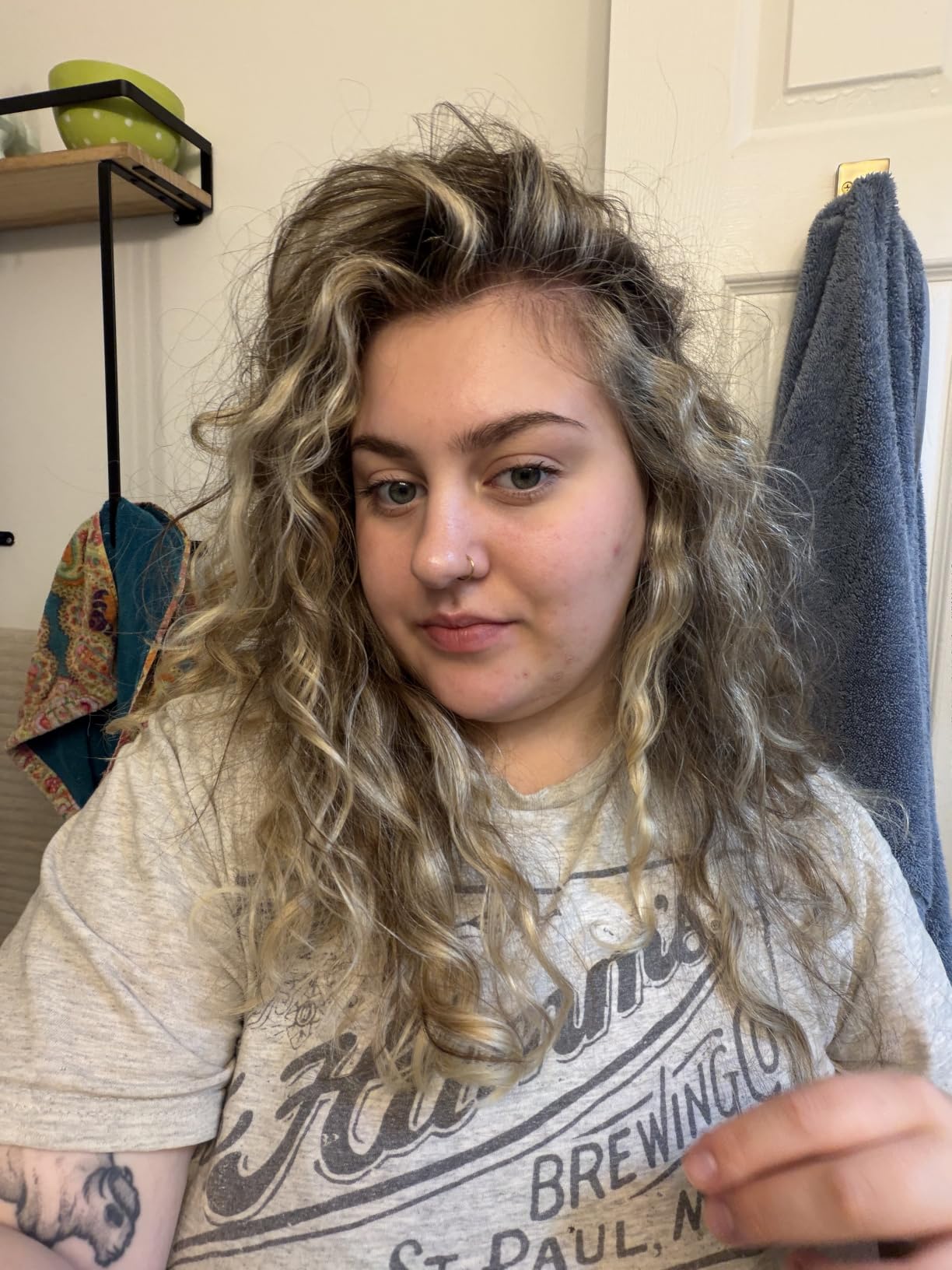 Conair InfinitiPRO Steam Therapy Curl Refresher Hair Steamer | Gentle steam therapy revives flat or dry natural, coily, and curly hair, Blue, Model S03L5 customer photo 1