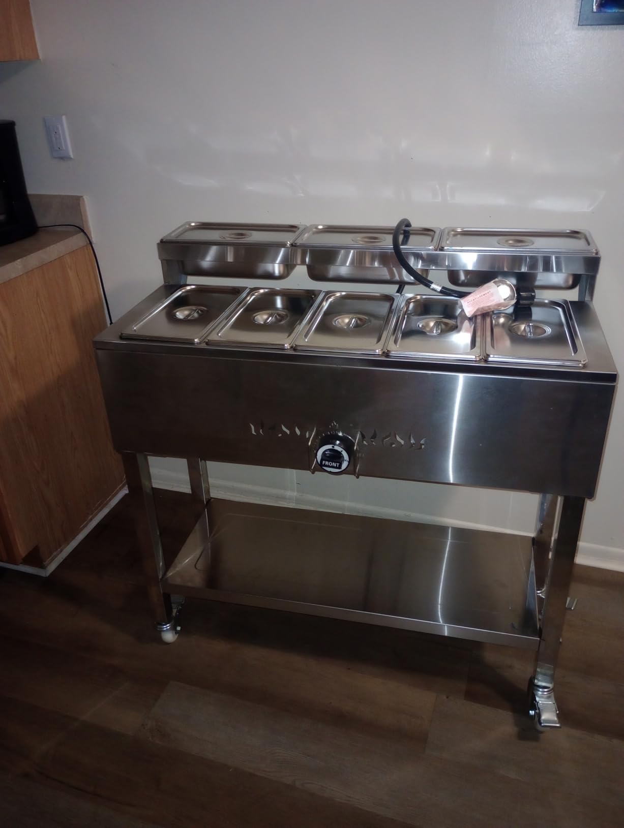 VEVOR 6-Pan Commercial Propane Steam Table, LP Gas Outdoor Soup Warmer with Drain Valve and 3