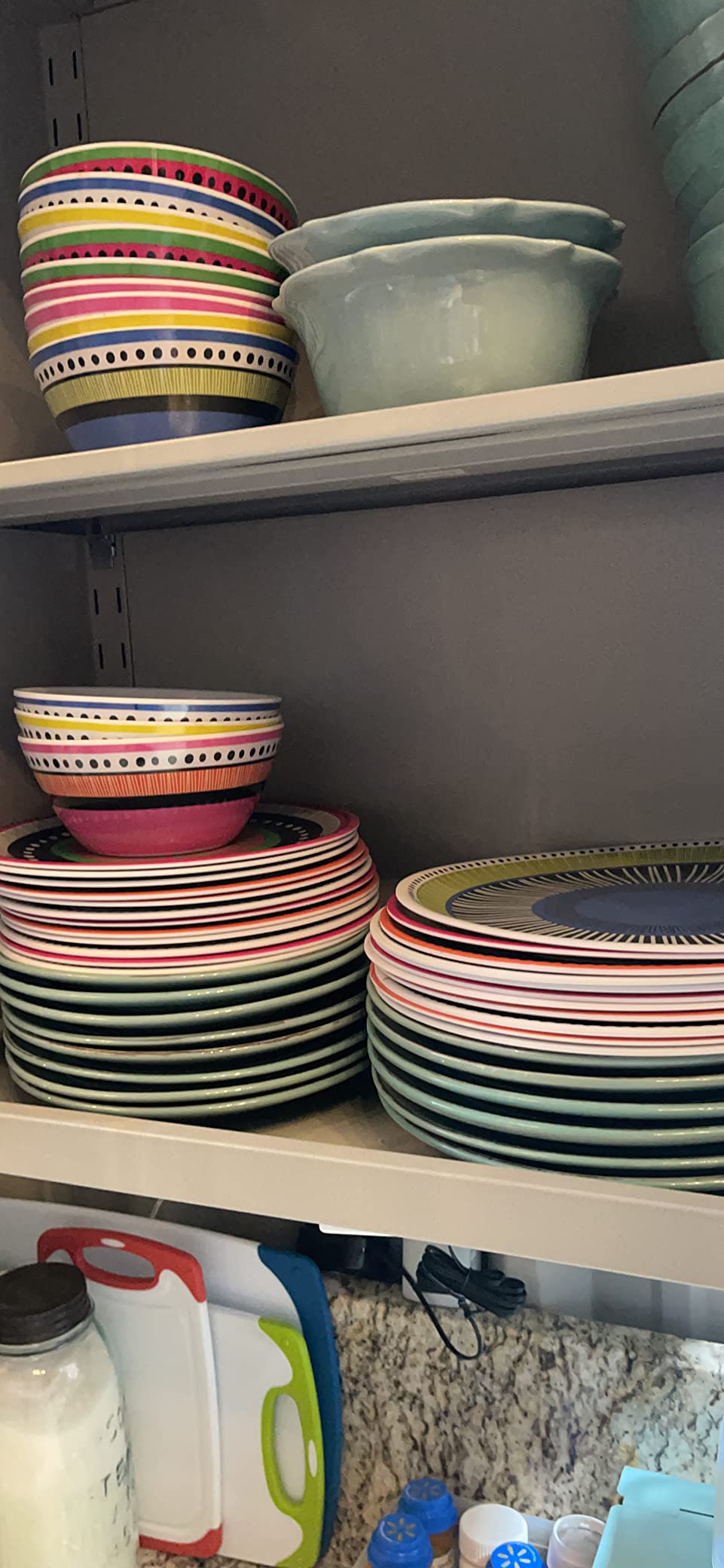 Gibson Home Casper Court 16-Piece Melamine Dinnerware Set - Green Reactive Glaze Look Plates and Bowls, Service for 4 - Top Rack Dishwasher Safe Everyday Dining Set customer photo 2