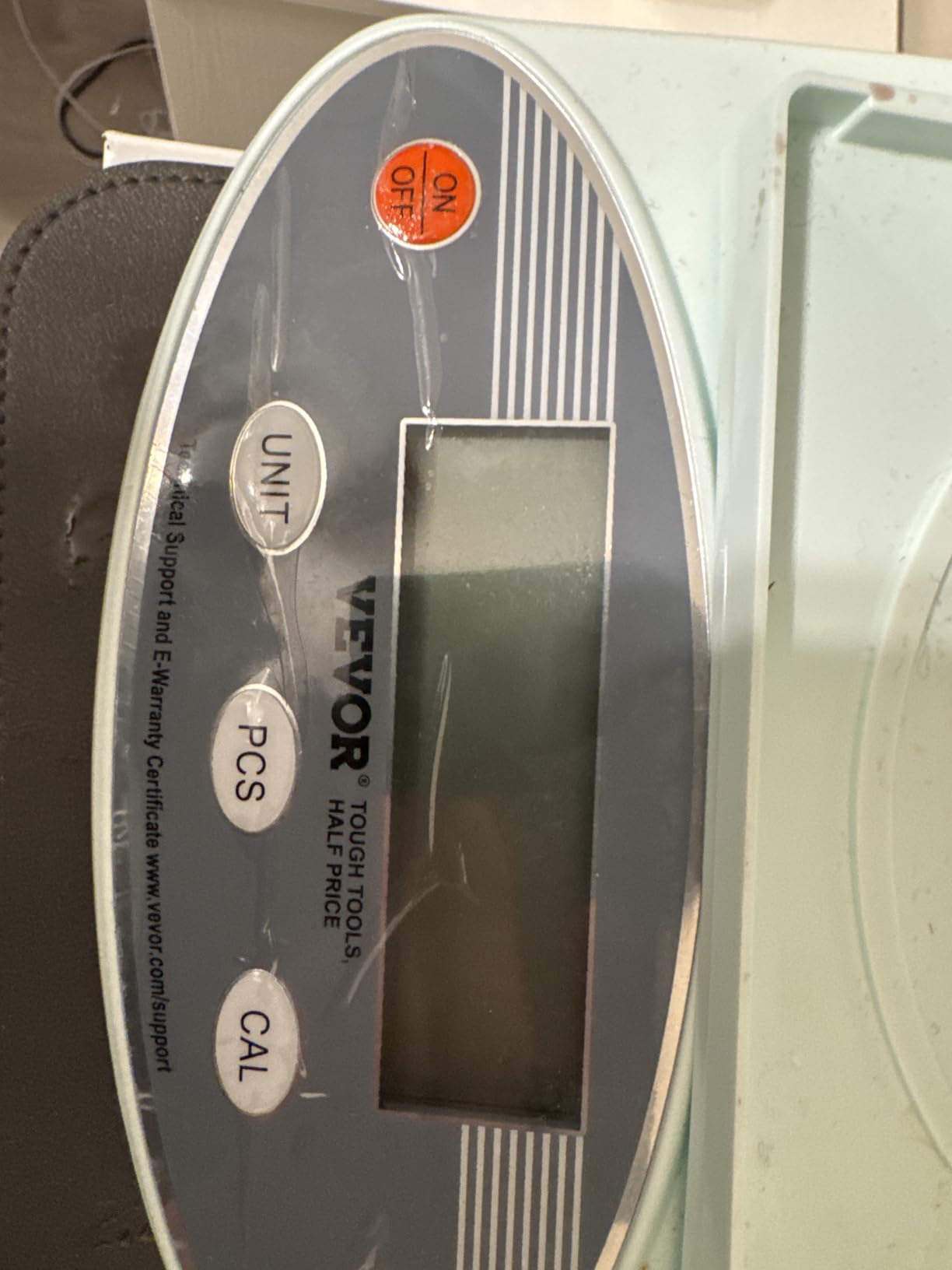 VEVOR Analytical Balance, 220 g x 0.1 mg, 0.0001 g High Precision Accuracy Lab Scale, g/oz/ct/mg 4 Units Electronic Digital Analytical Balance with Glass Draft Shield, for Laboratory Jewelry Pharmacy customer photo 1