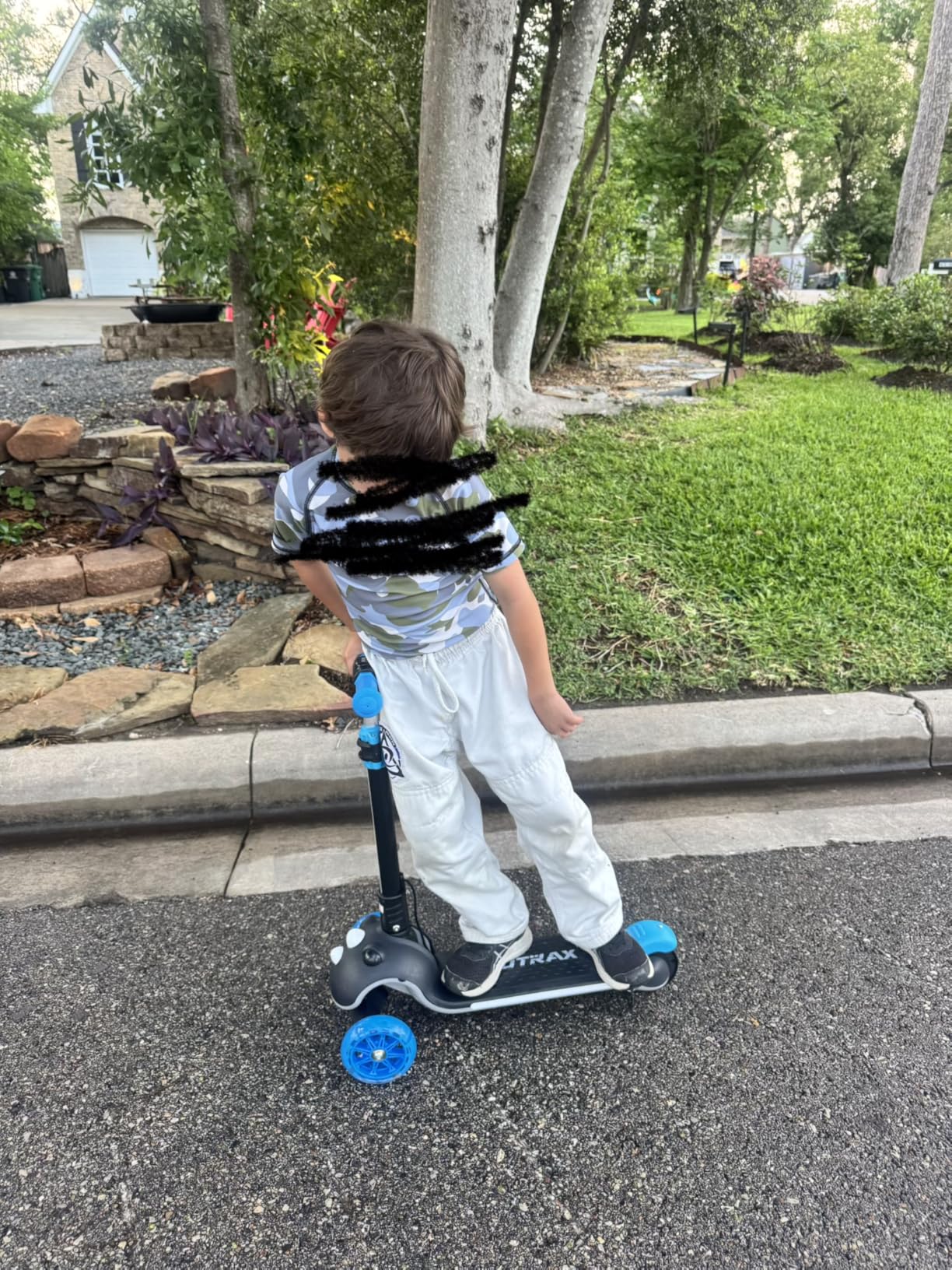 Gotrax SK1 Foldable Electric Scooter for Kids 4+, Full Body LED Light, 90min Riding & 5Mph Speed, Push-Button Throttle & Battery Indicator, 6'' Wheel & 3 Adjustable Height, 3 Wheel Escooter customer photo 1