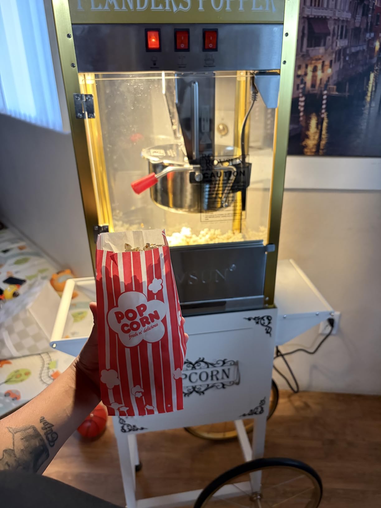 ROVSUN Popcorn Machine with Cart, 10 Oz Kettle Makes Up to 4 Gallons ETL Certified, Vintage Popcorn Maker w/Scoop, Oil Spoon, Bags & 3 Popcorn Cups, Movie Theater Style Popper for Commercial Home, Red customer photo 1