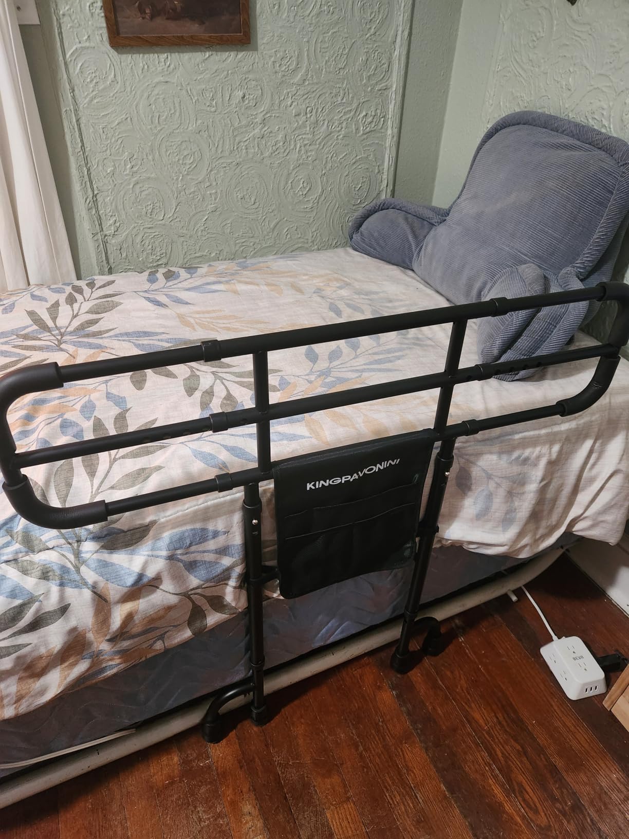 KingPavonini Bed Rails for Elderly Adults Safety ASTM-Approved, 2026 Upgrade Ultra-Wide Extendable Handle, Bed Rails for Seniors with Dual-Feet 4-Point Support, 400lb Bed Cane, Tool-Free, Model GL05 customer photo 1