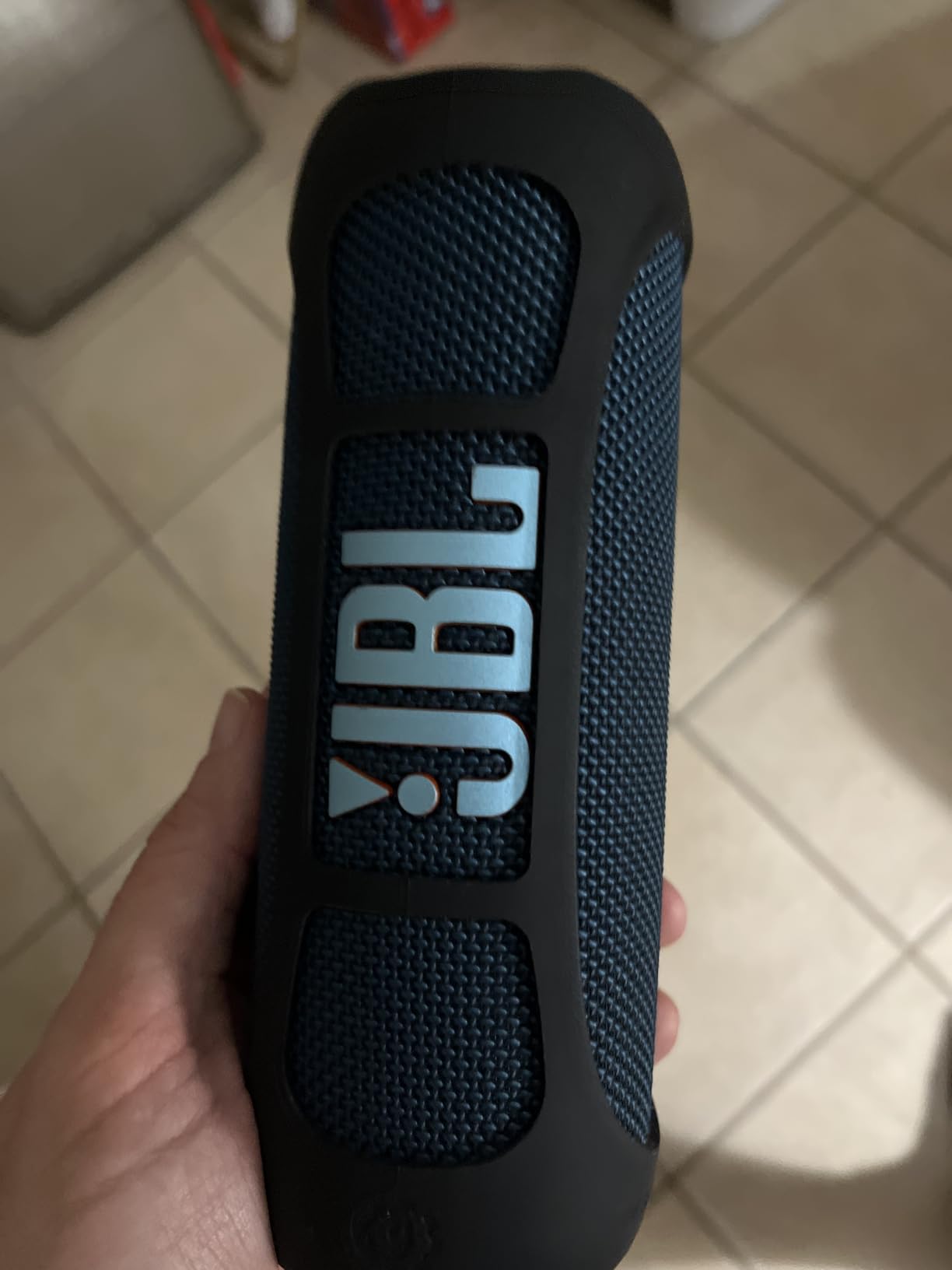 JBL Grip - Compact Bluetooth Speaker with Bold Pro Sound and Ambient Light, Up to 14 Hours of Playtime, Water, Dust and Drop-Proof (IP68), & Multi-Speaker Connection with Auracast (Teal) customer photo 1