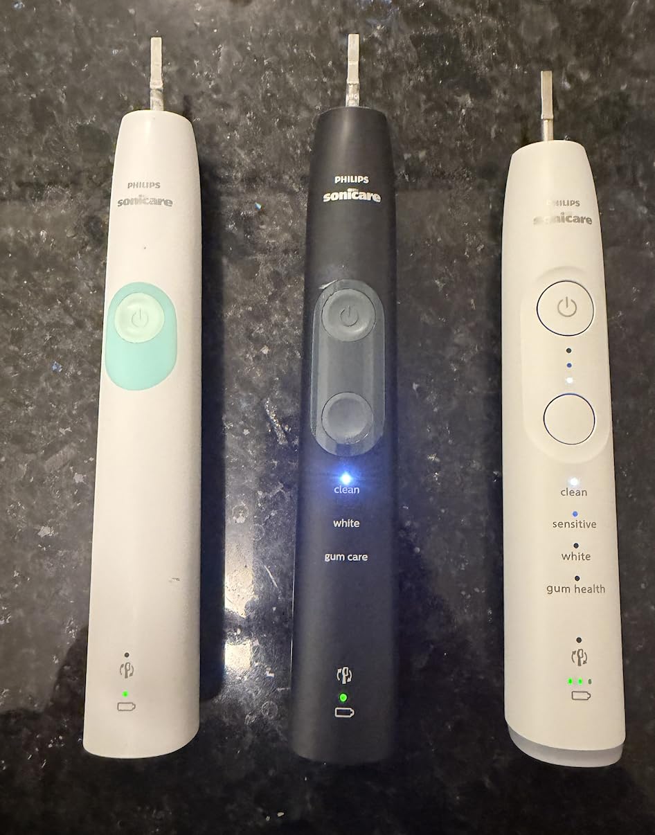 Philips Sonicare 7300 Series Electric Toothbrush - Next-Gen Technology, Pressure Sensor, 12 Brushing Settings, Travel Case, White, HX7420/07 customer photo 2